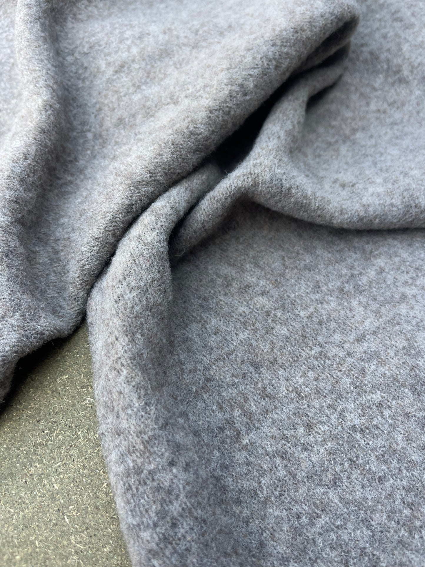 WOOLY 018 heavy wool jersey vison colour