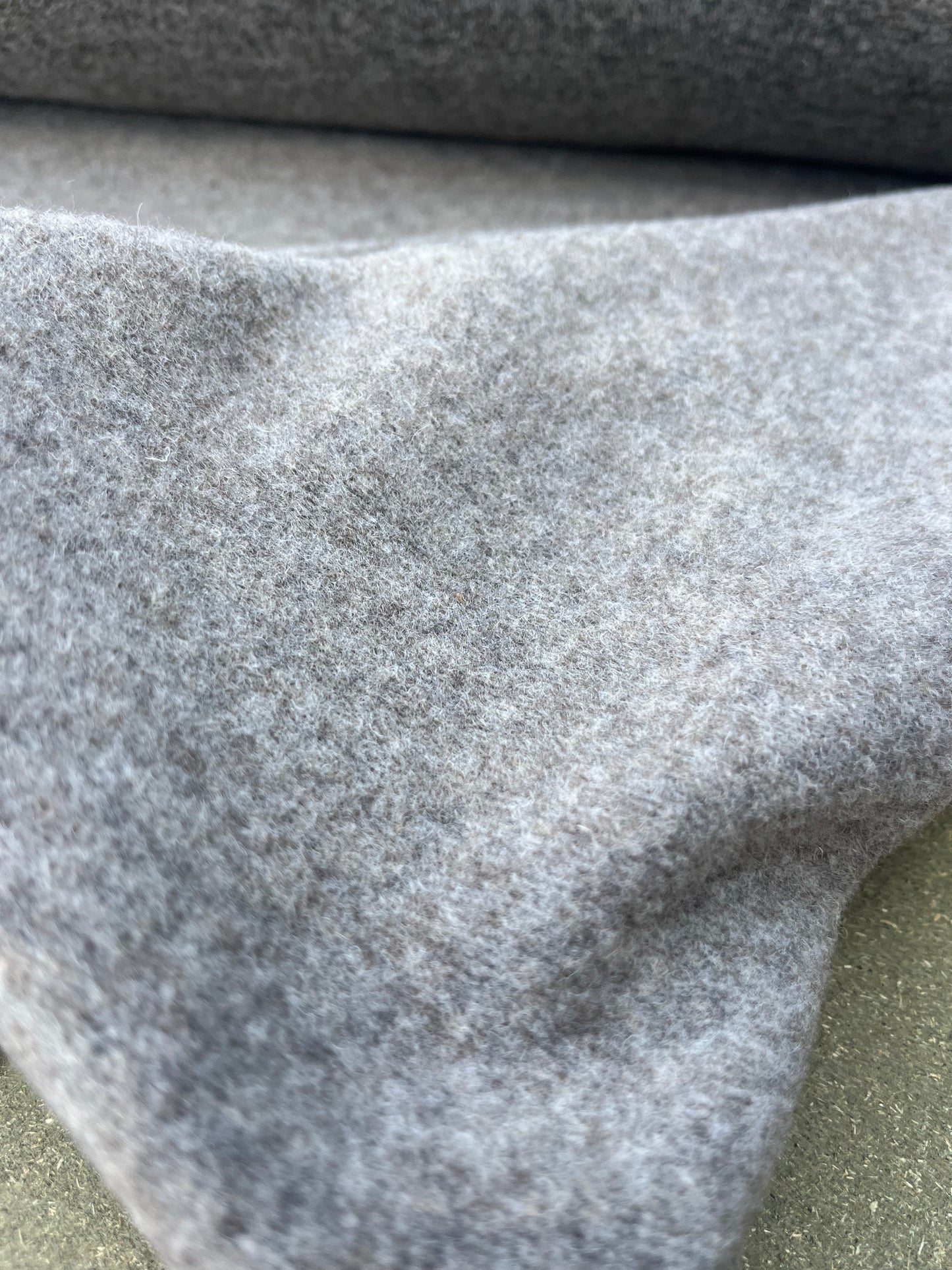 WOOLY 018 heavy wool jersey vison colour
