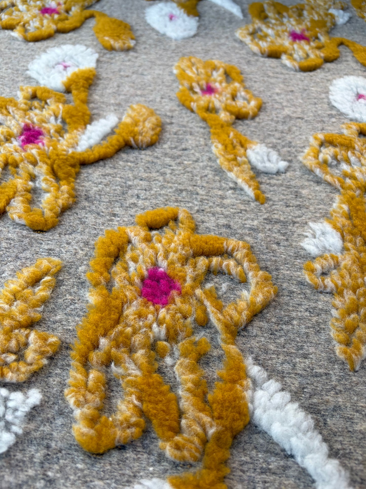 MOE 053 fyellow/fuchsia applicated flowers on heavy boiled wool