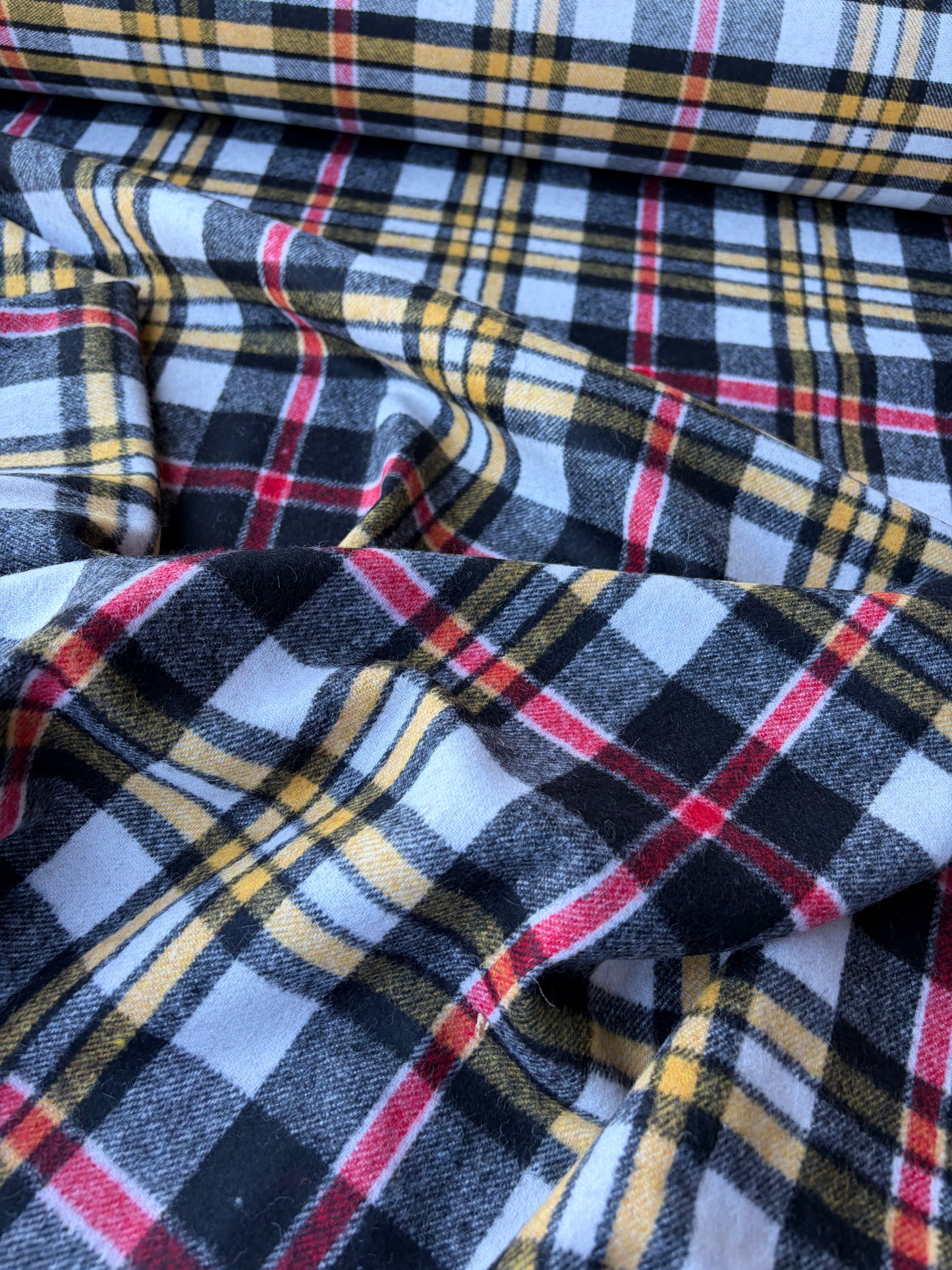 TODD 001 red/black/ ecru checkered heavy boiled wool