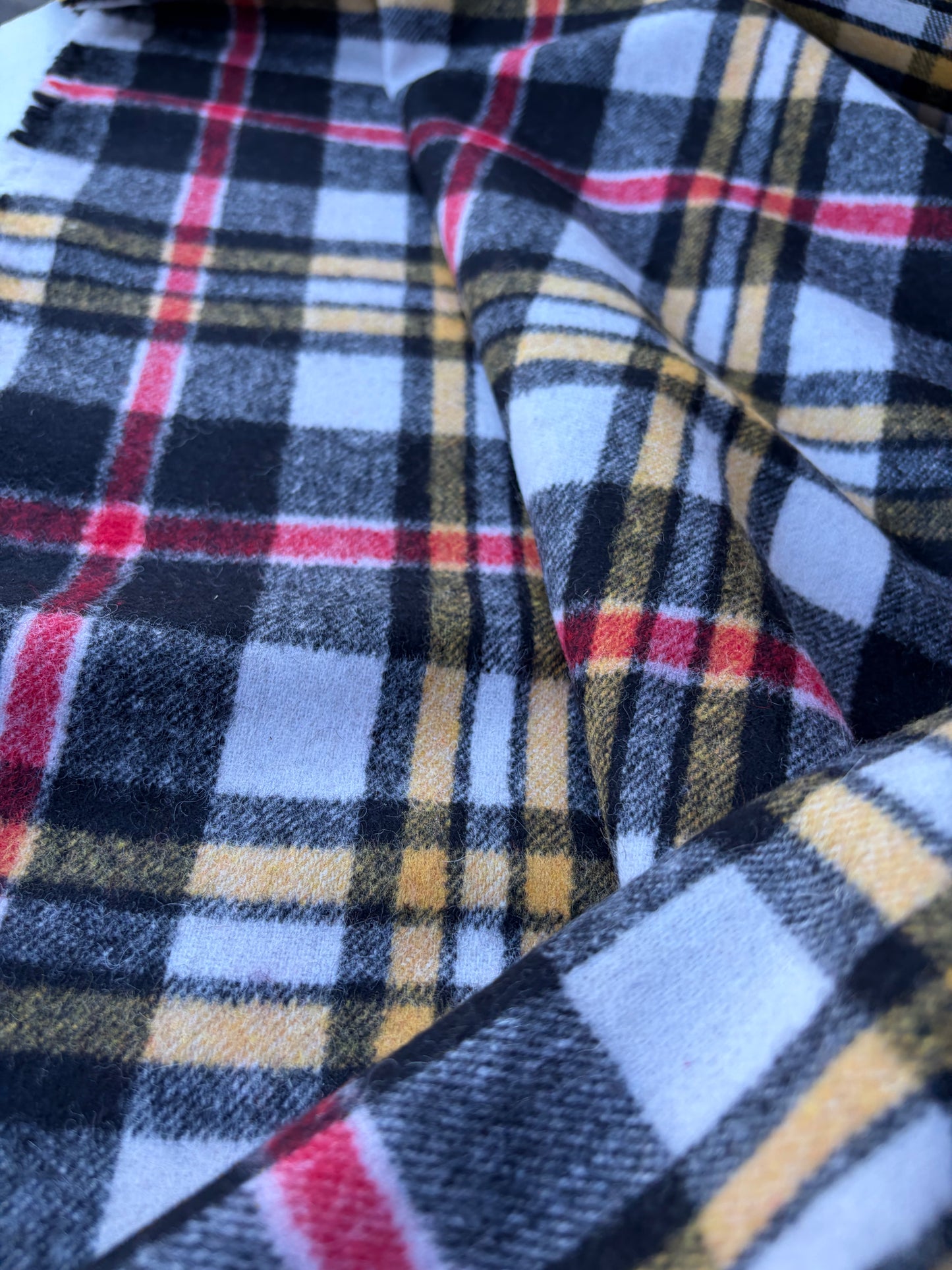 TODD 001 red/black/ ecru checkered heavy boiled wool