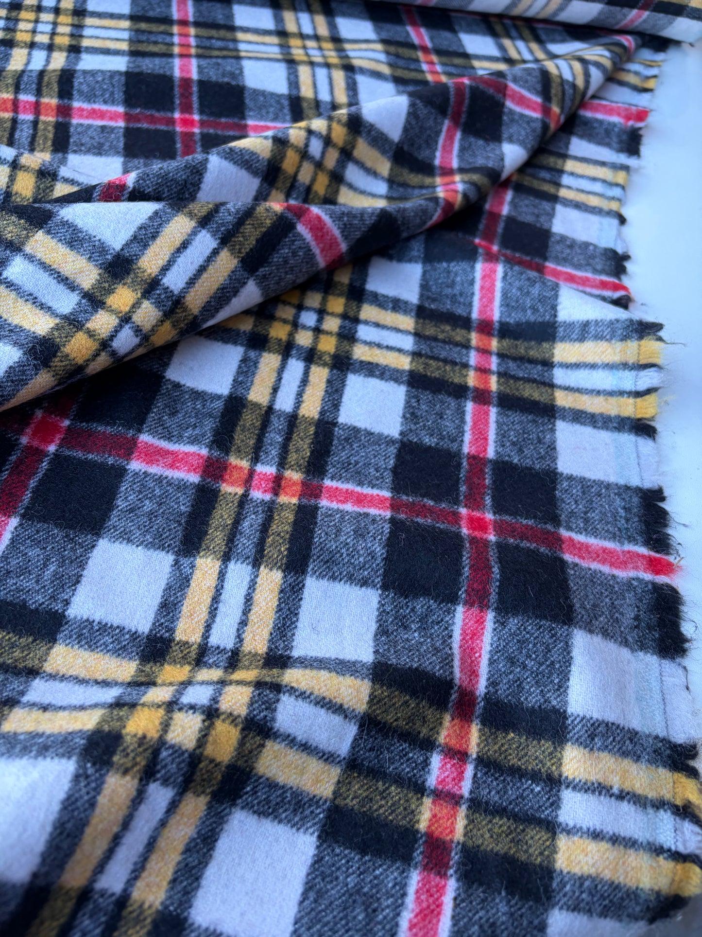 TODD 001 red/black/ ecru checkered heavy boiled wool