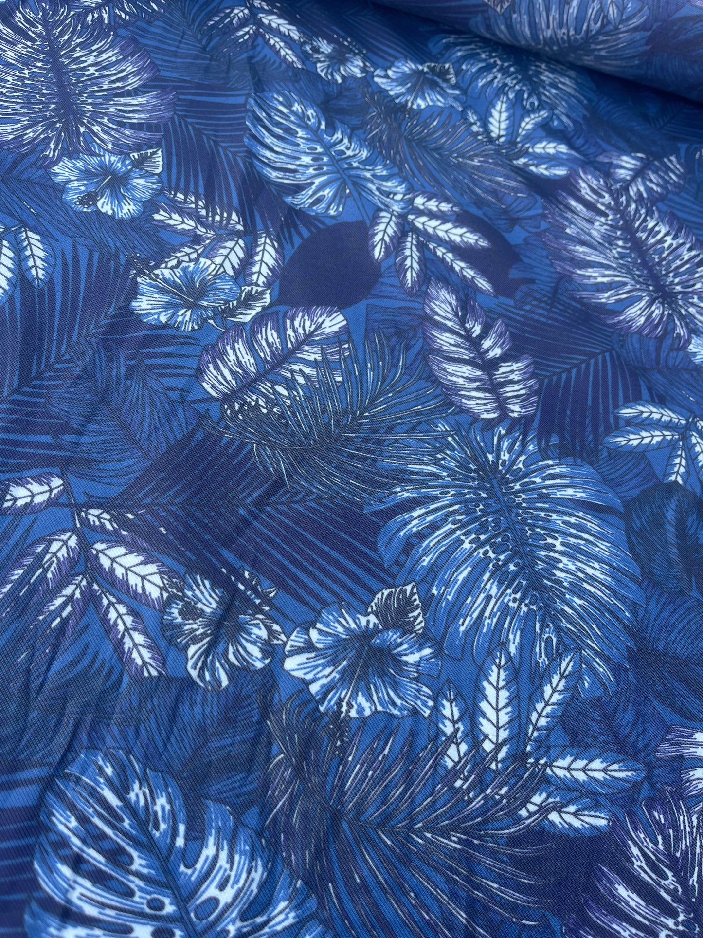 CASIMIR 017 viscose silk "blue jungle"