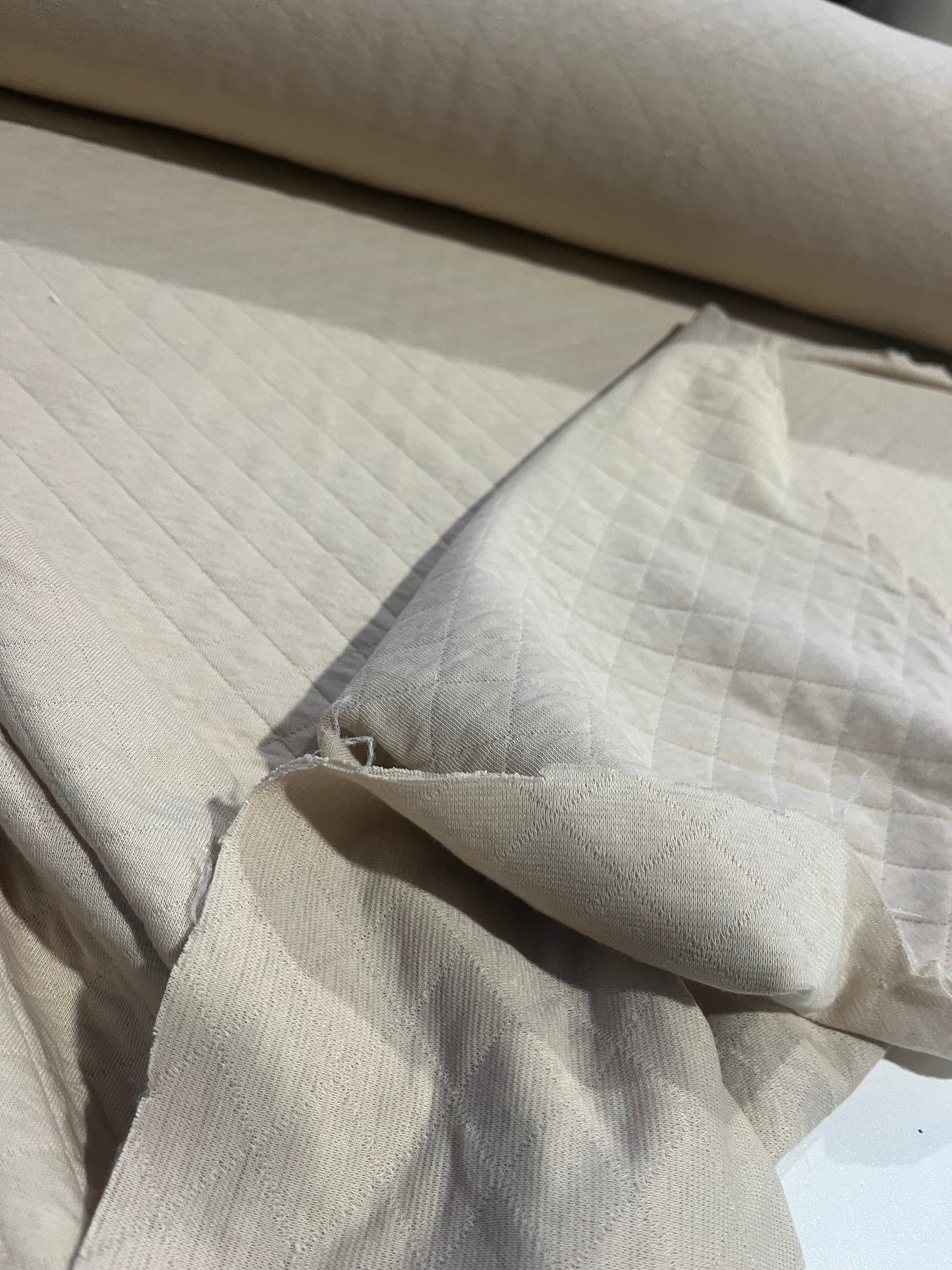 BRIAN 037 quilted cotton jersey sand