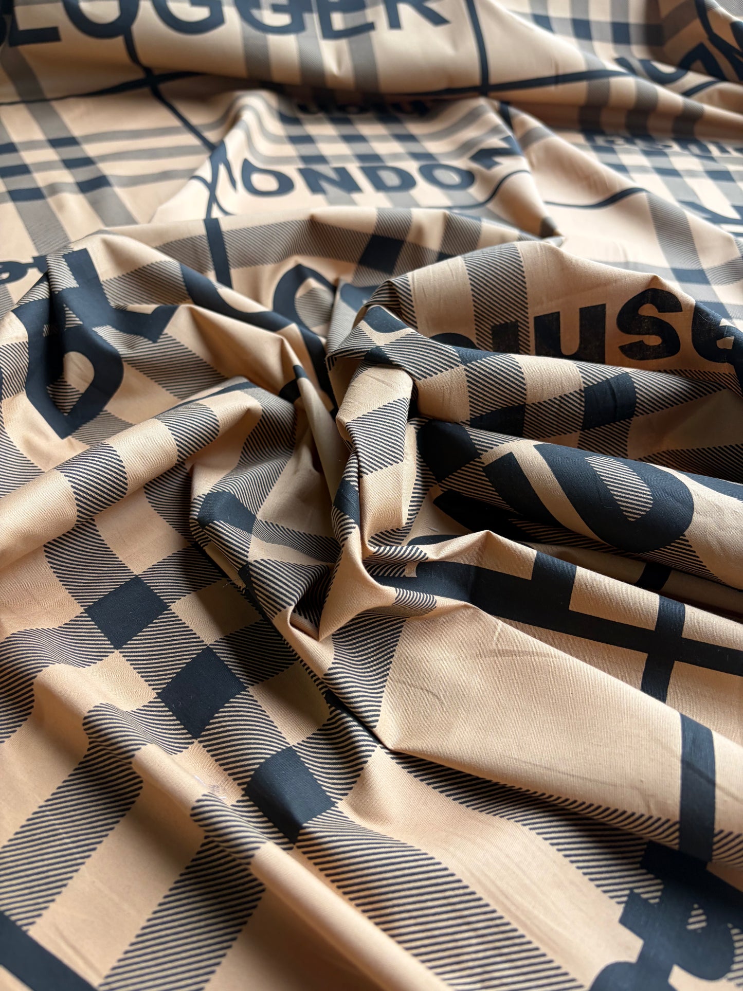 PC FLORIAN 014 cotton poplin stretch  "London blogger"