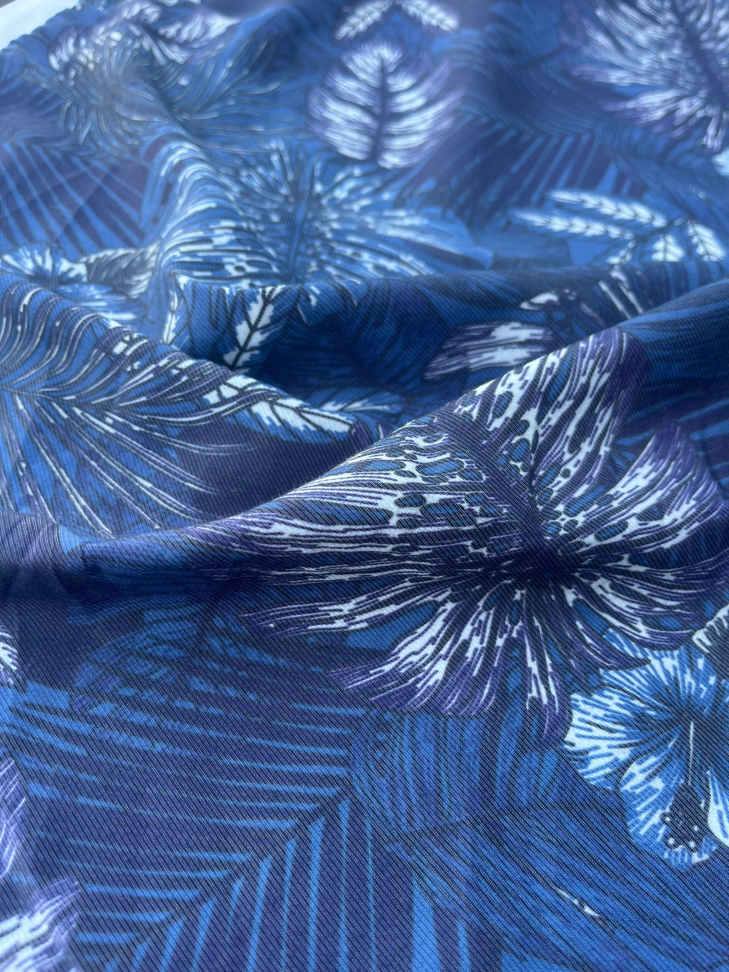 CASIMIR 017 viscose silk "blue jungle"