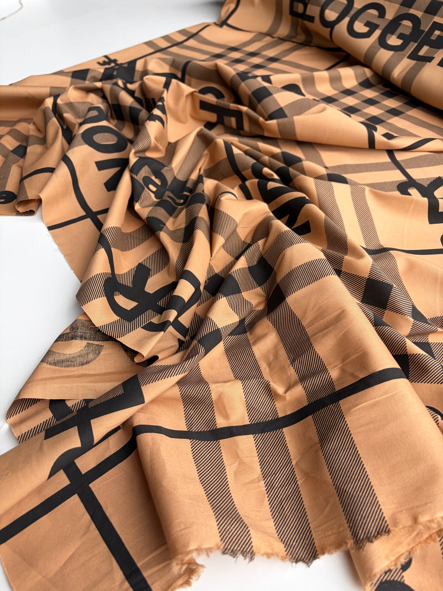 PC FLORIAN 014 cotton poplin stretch  "London blogger"