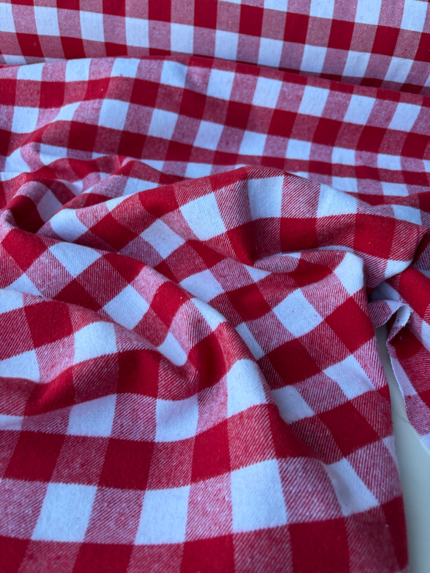 TODD 004 red/white checkered heavy cotton flannel