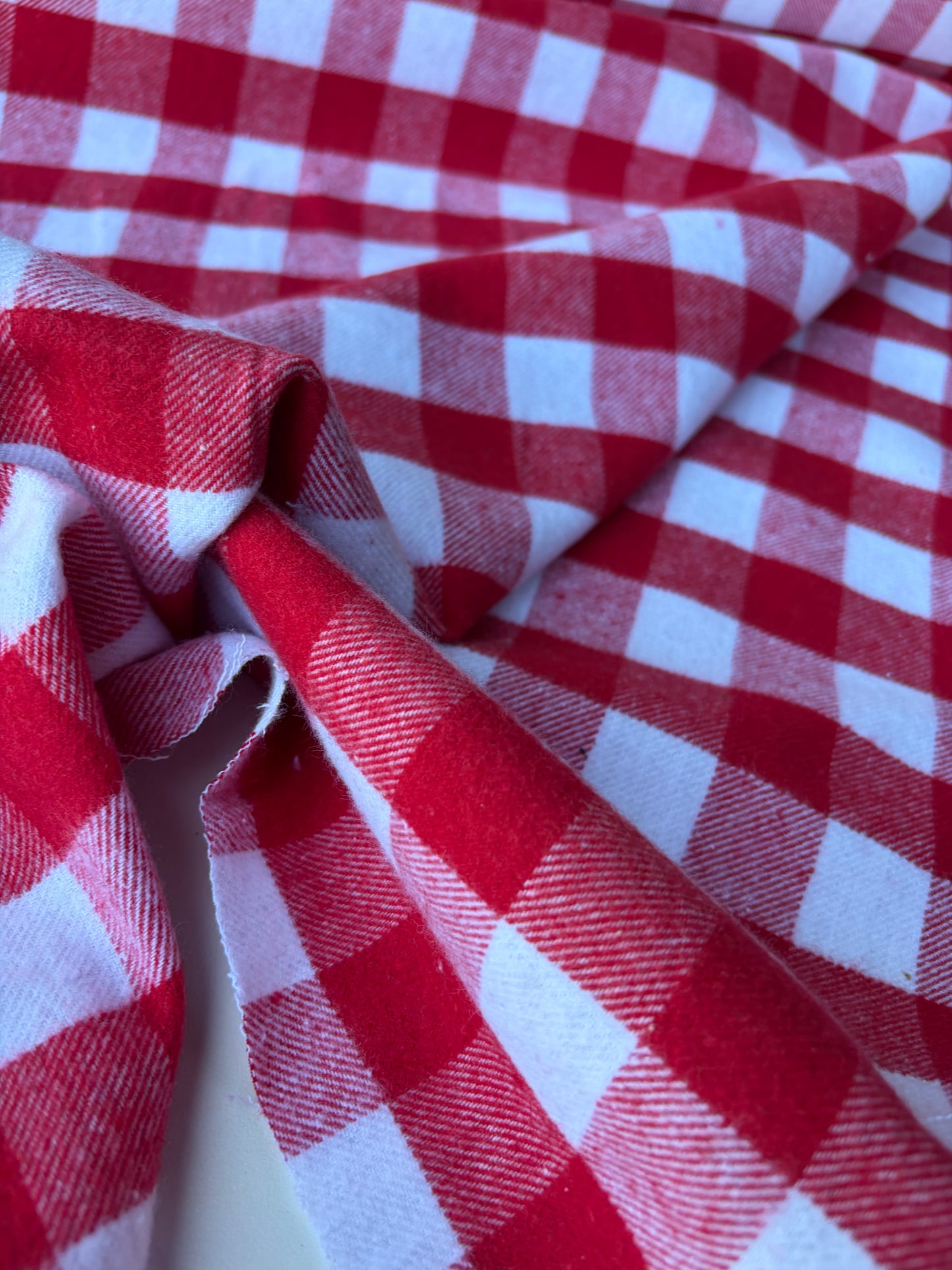 TODD 004 red/white checkered heavy cotton flannel