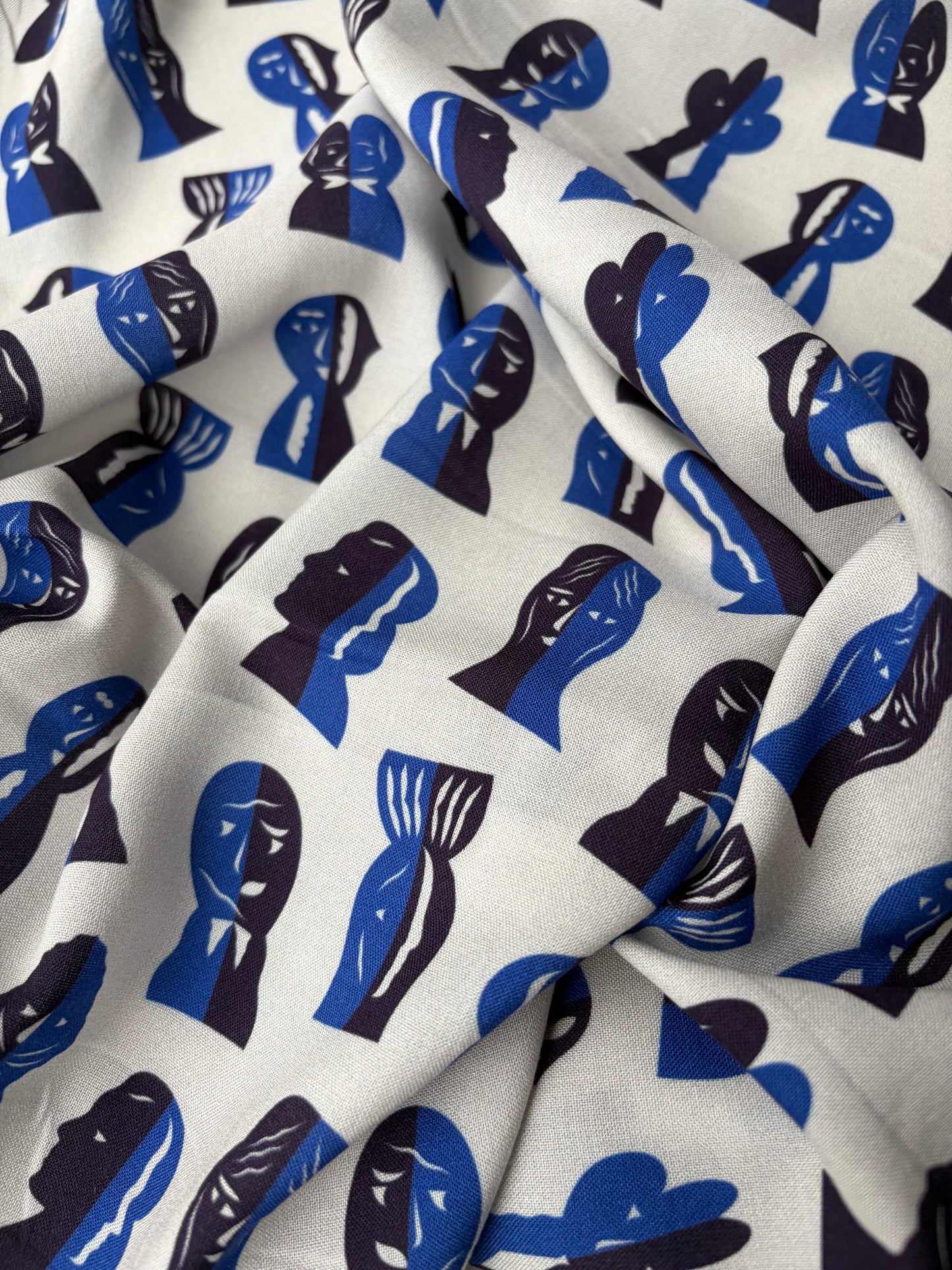 FLORIAN 020 viscose print navy/electric blue