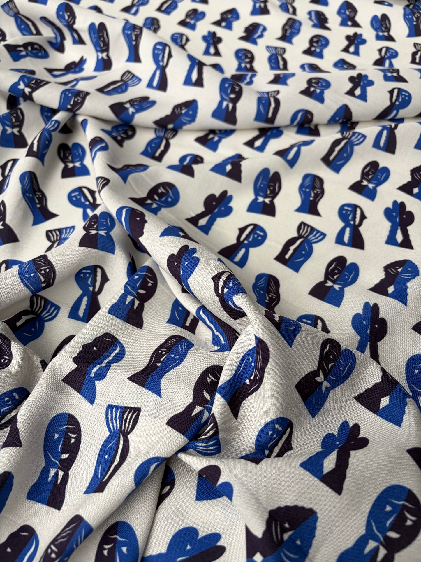 FLORIAN 020 viscose print navy/electric blue