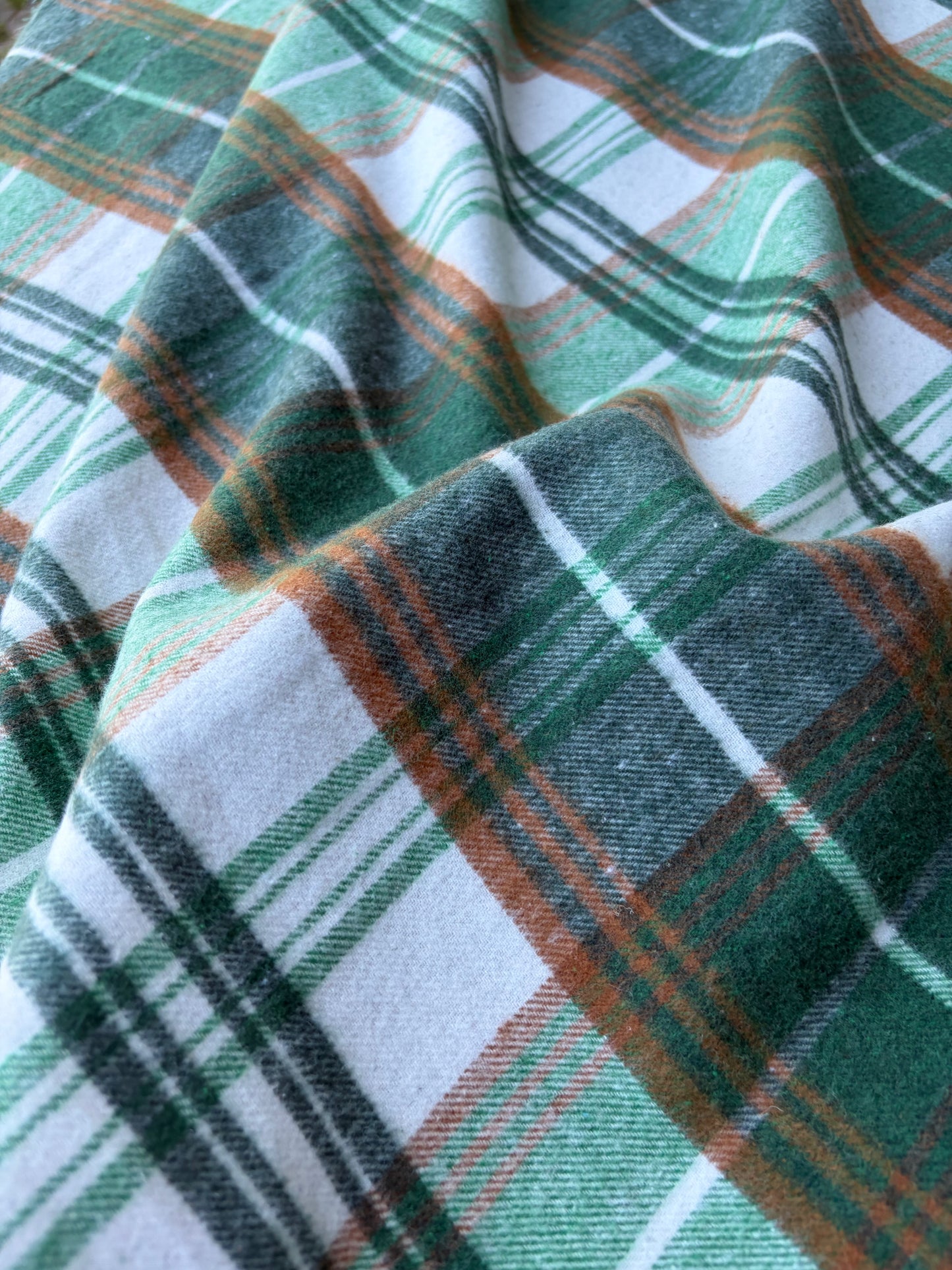 TODD 014 khaky/camel checkered heavy cotton flannel