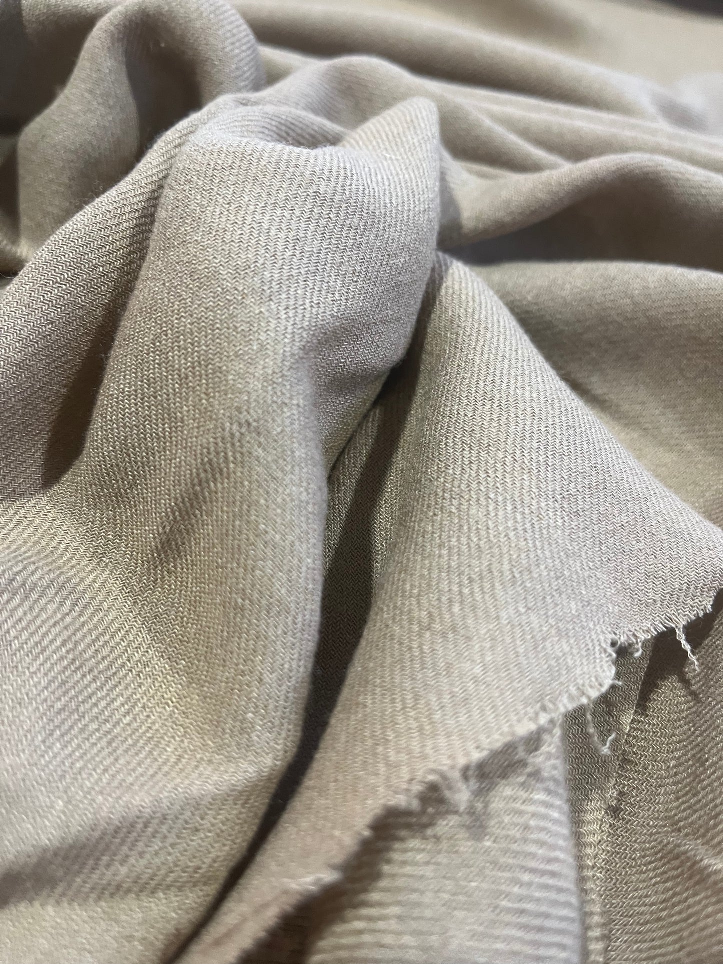 F02 CAN 1615 wool viscose Camel