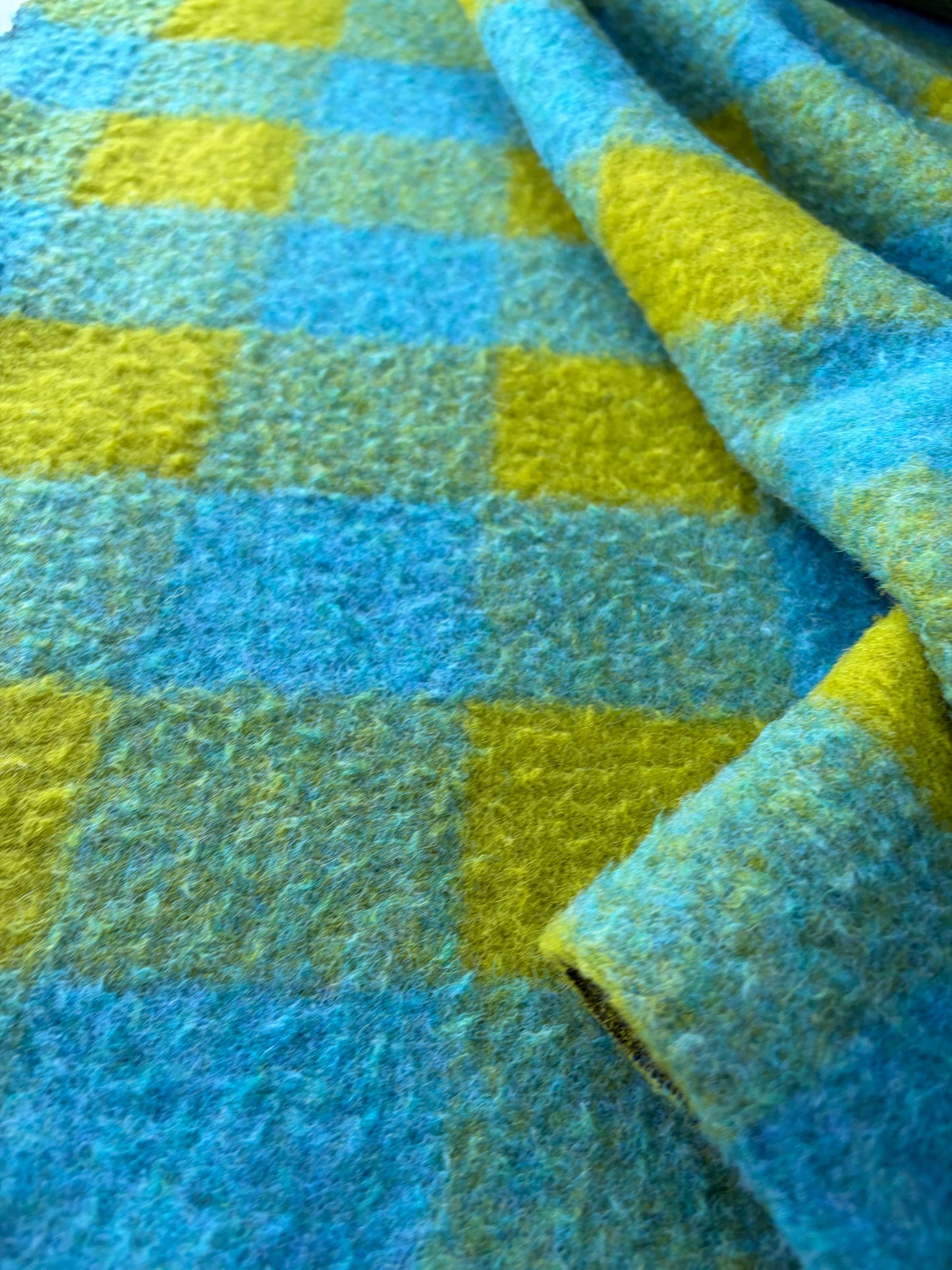 TODD 017 petrol/green checkered heavy boiled wool