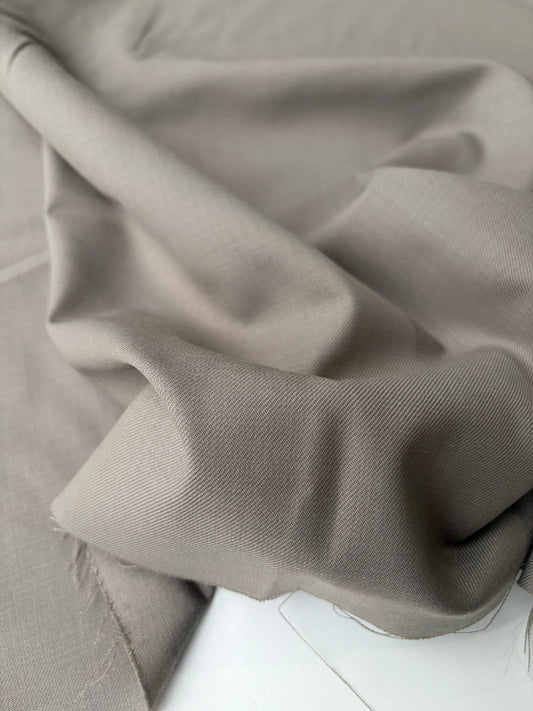 JUTTA 001 wool twill elephant grey