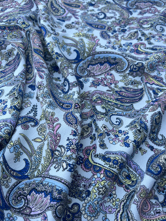 RW 223 viscose crêpe cashemere design