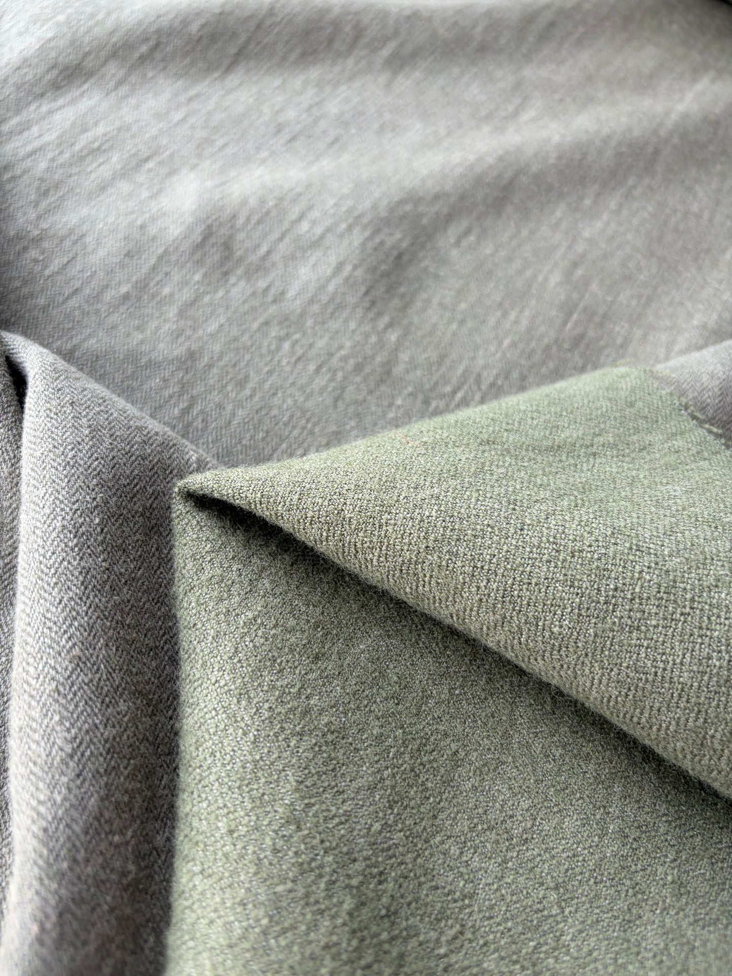 TODD 019 brown/khaky double face wool drape
