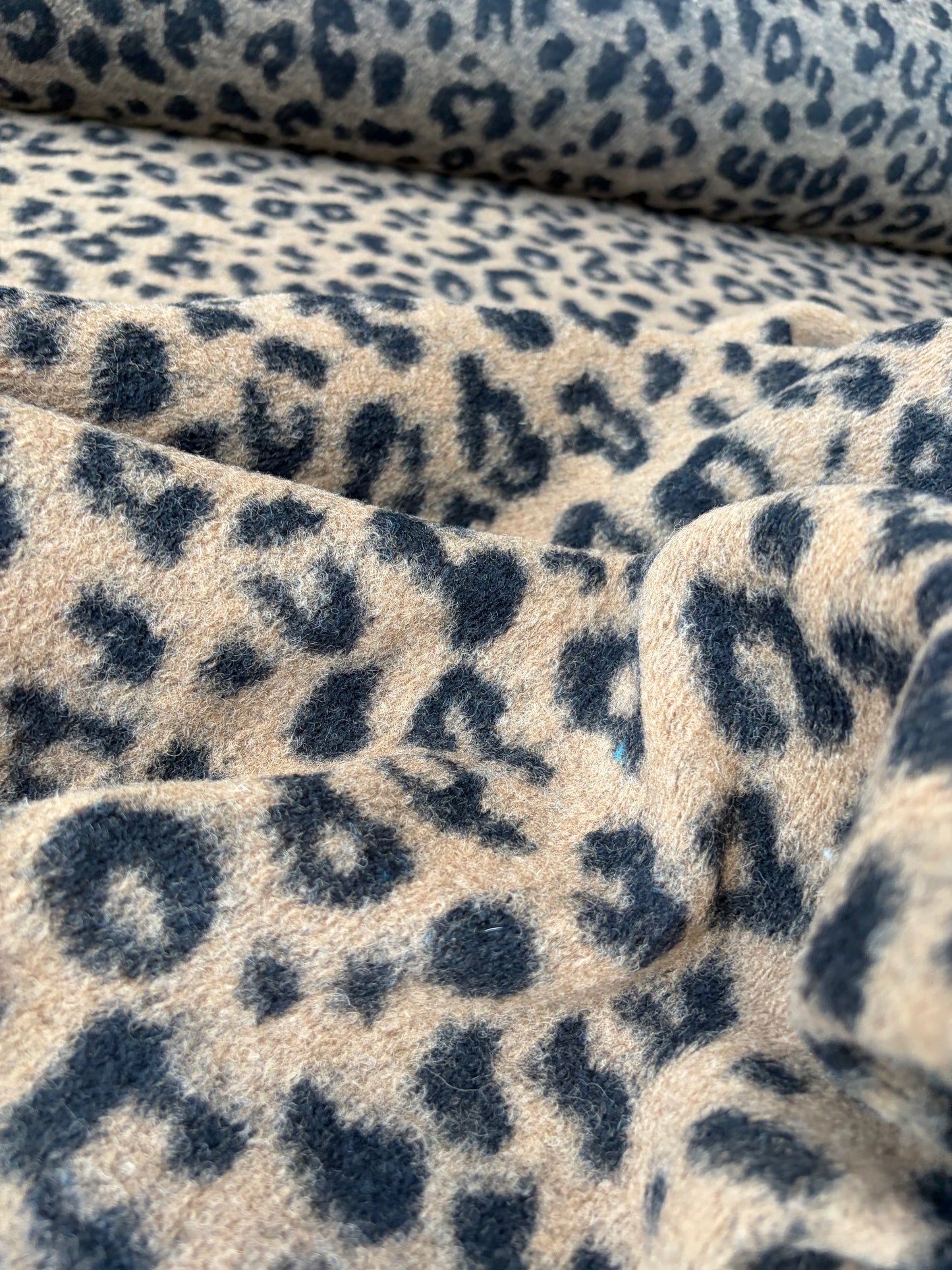 TODD 020 leopard heavy boiled wool