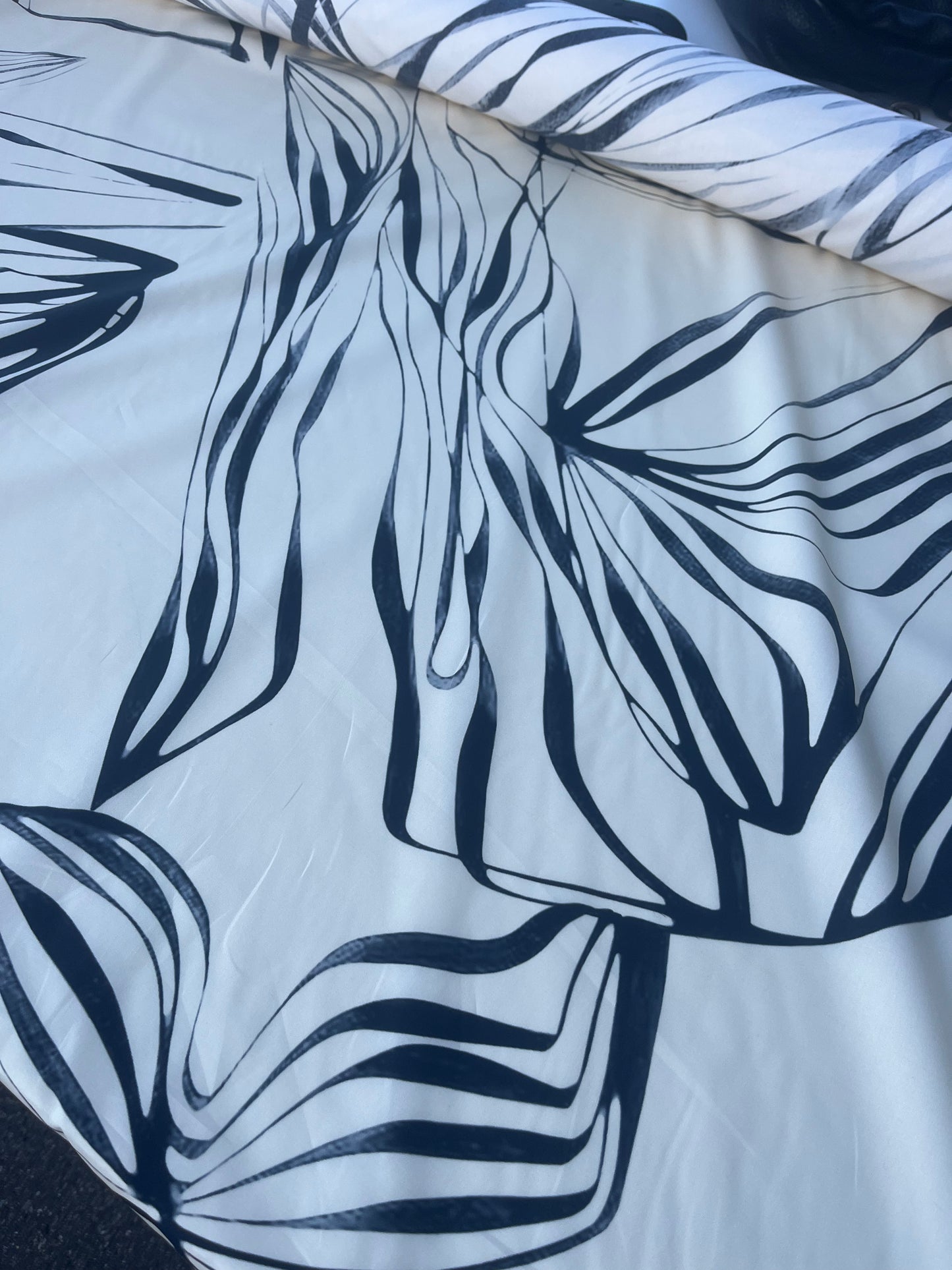 GENTRY 100 poplin stretch ivory/grey leaves