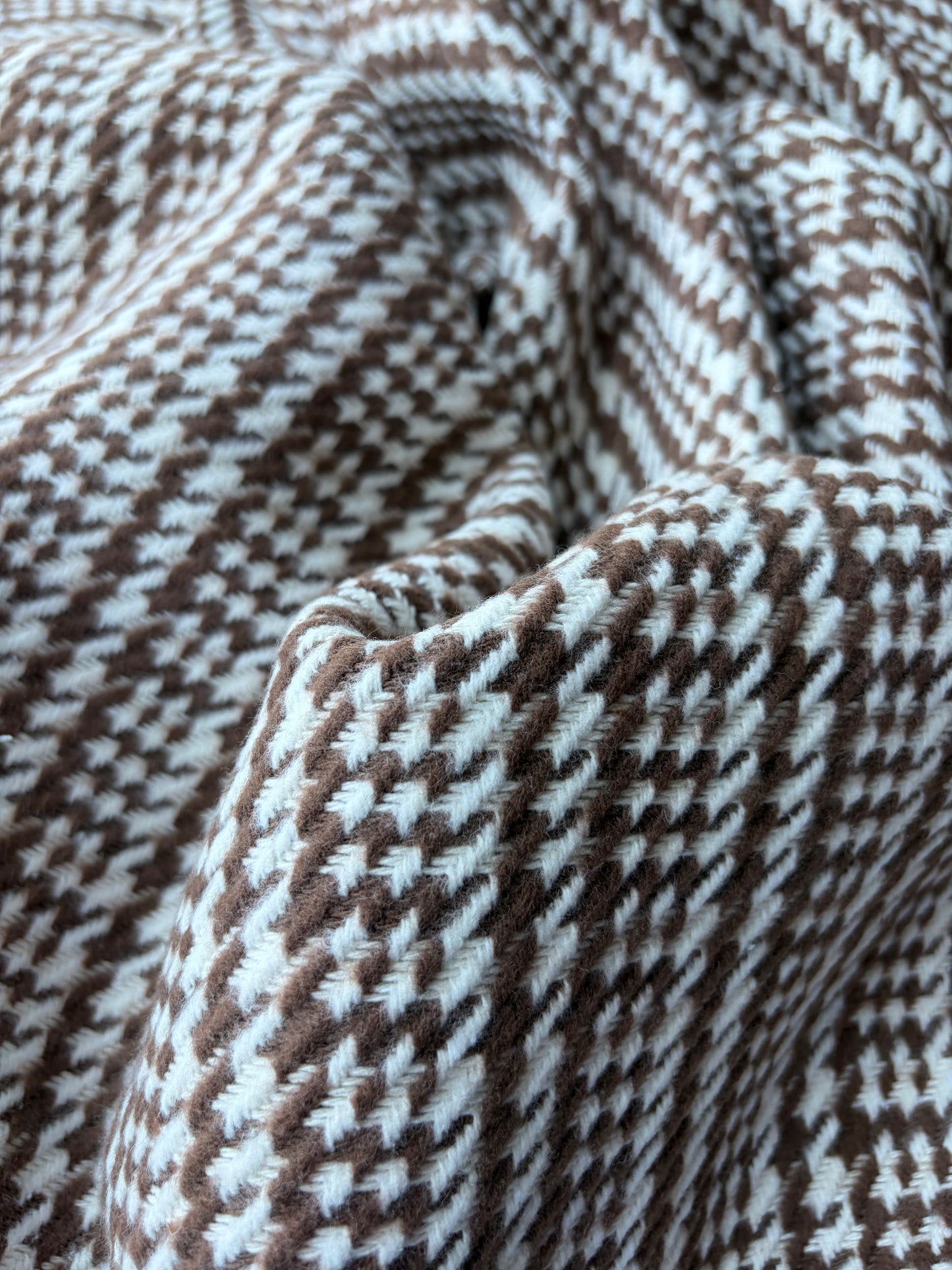 TODD 023 cognac/ecru Prince of Wales checkered heavy cotton