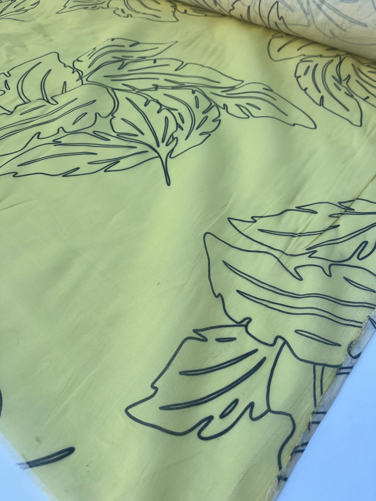 GENTRY 200 cotton/silk organza yellow leaves