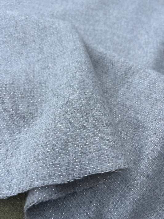 RW 228 wool blanket grey with sparkling lurex