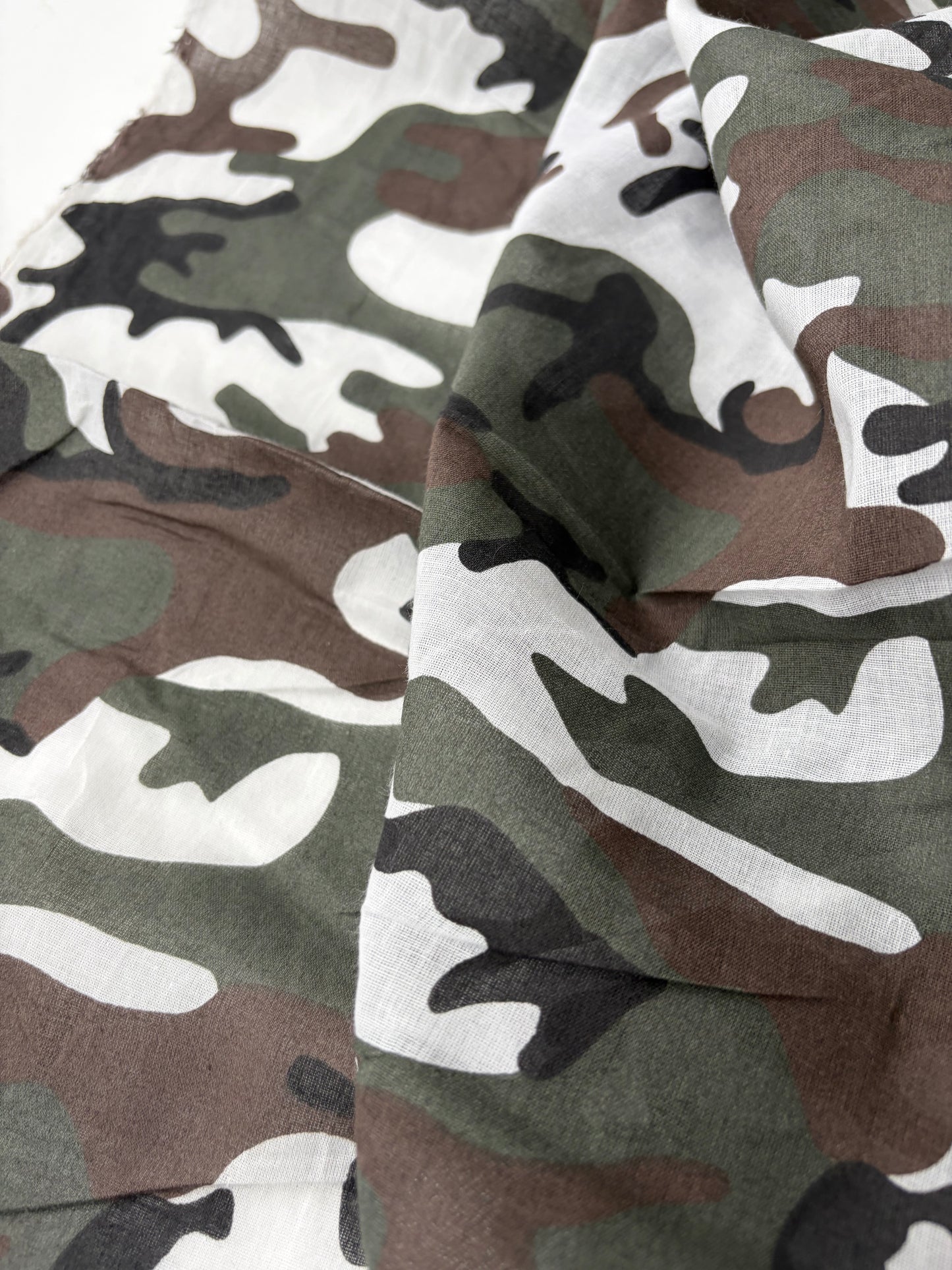 JUTTA 009 cotton voile camouflage