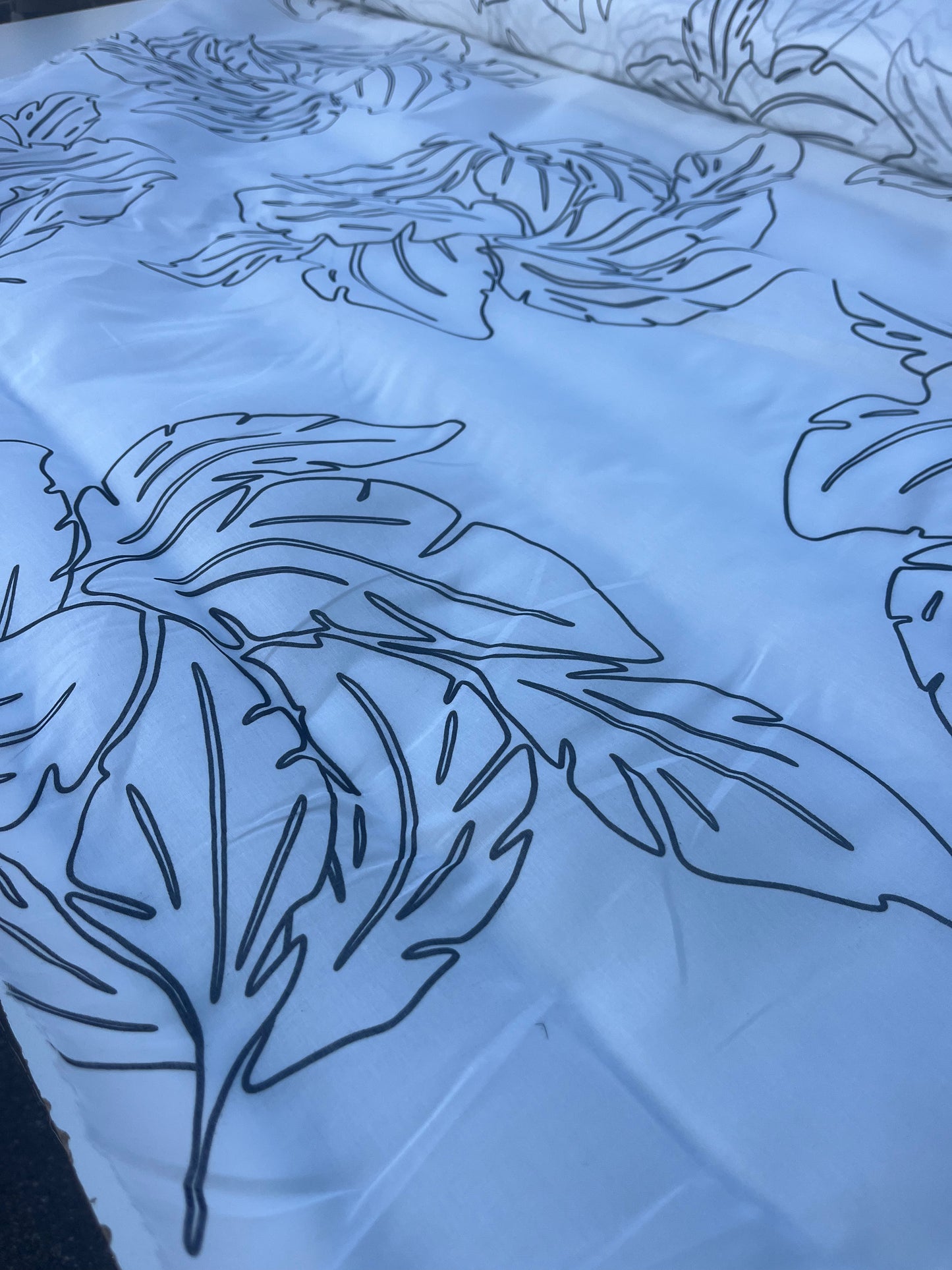GENTRY 300 cotton/silk organza white leaves