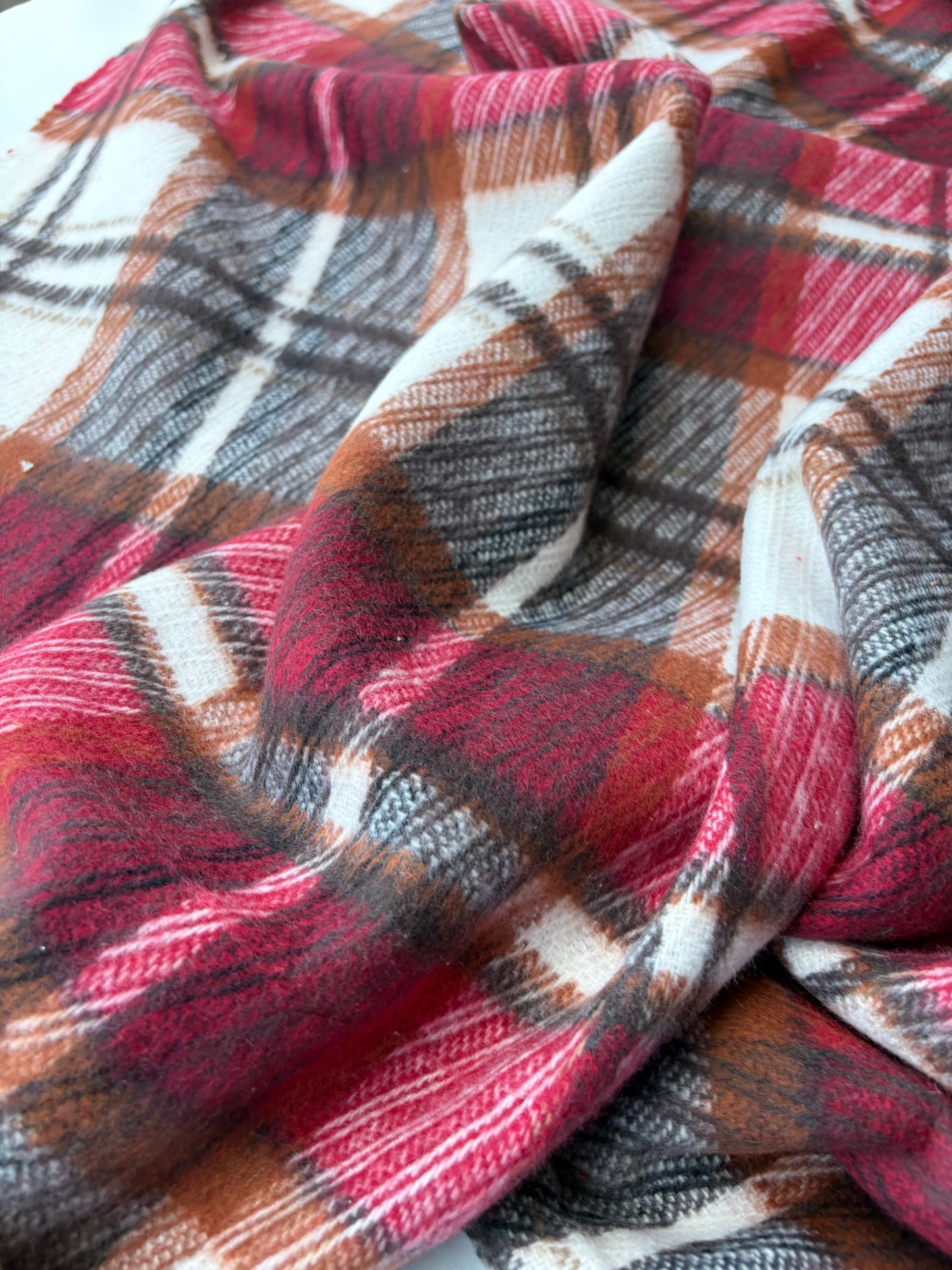 TODD 027 grey/red/ecru checkered heavy cotton