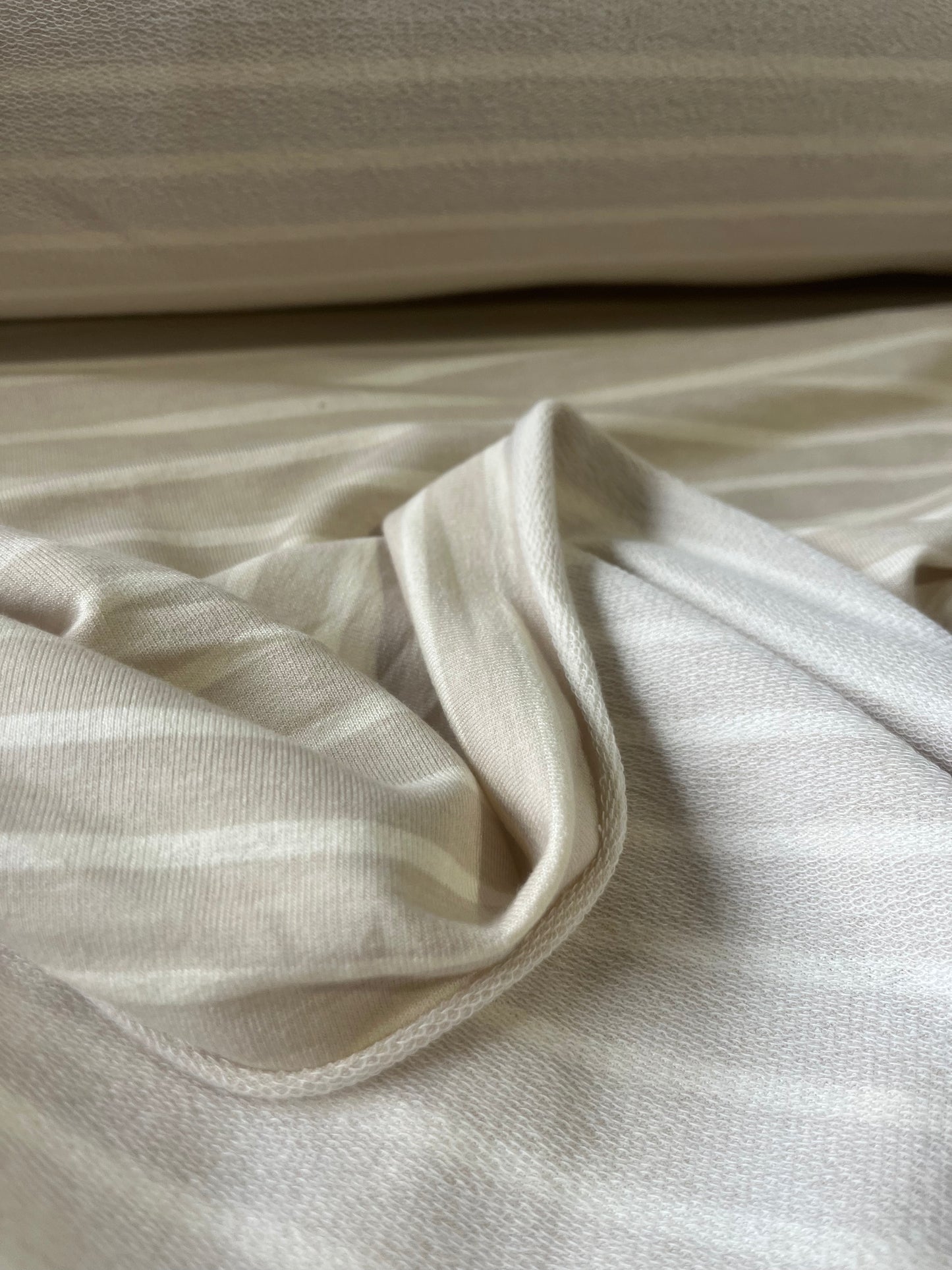 ROSALIA 016 felpa/jogging sand/white stripes