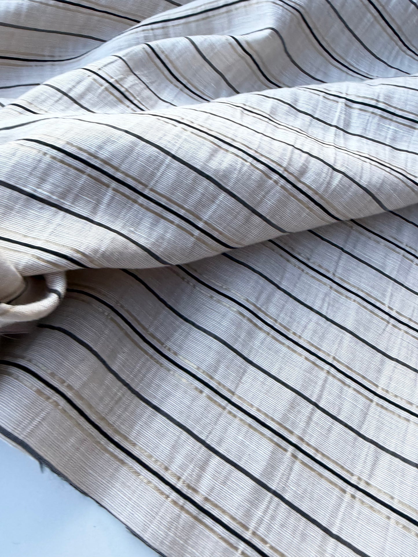 NED 006 naturel/lurex cotton linen stripe