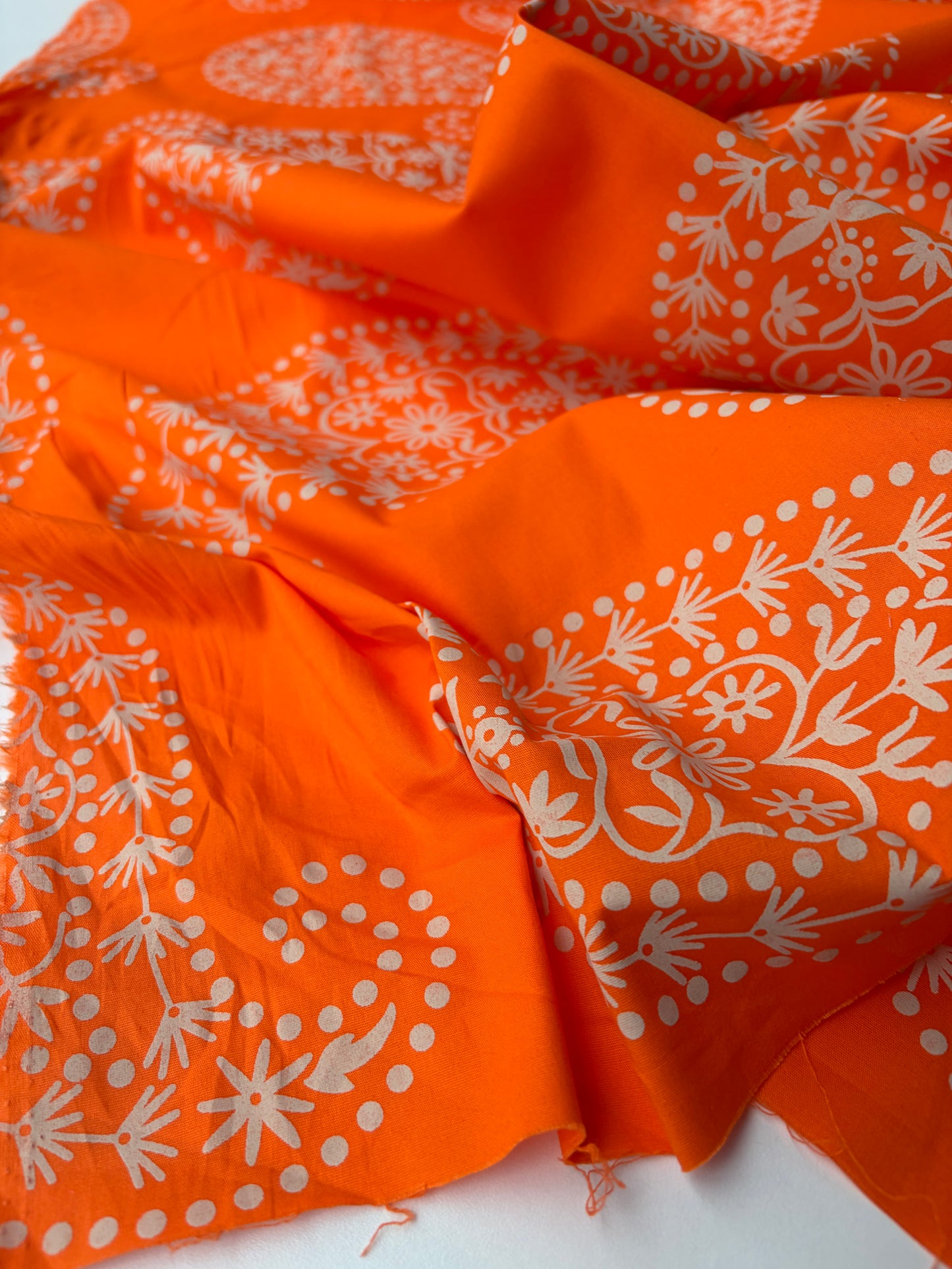 PCJUTTA 026 cotton poplin stretch orange cashemere print