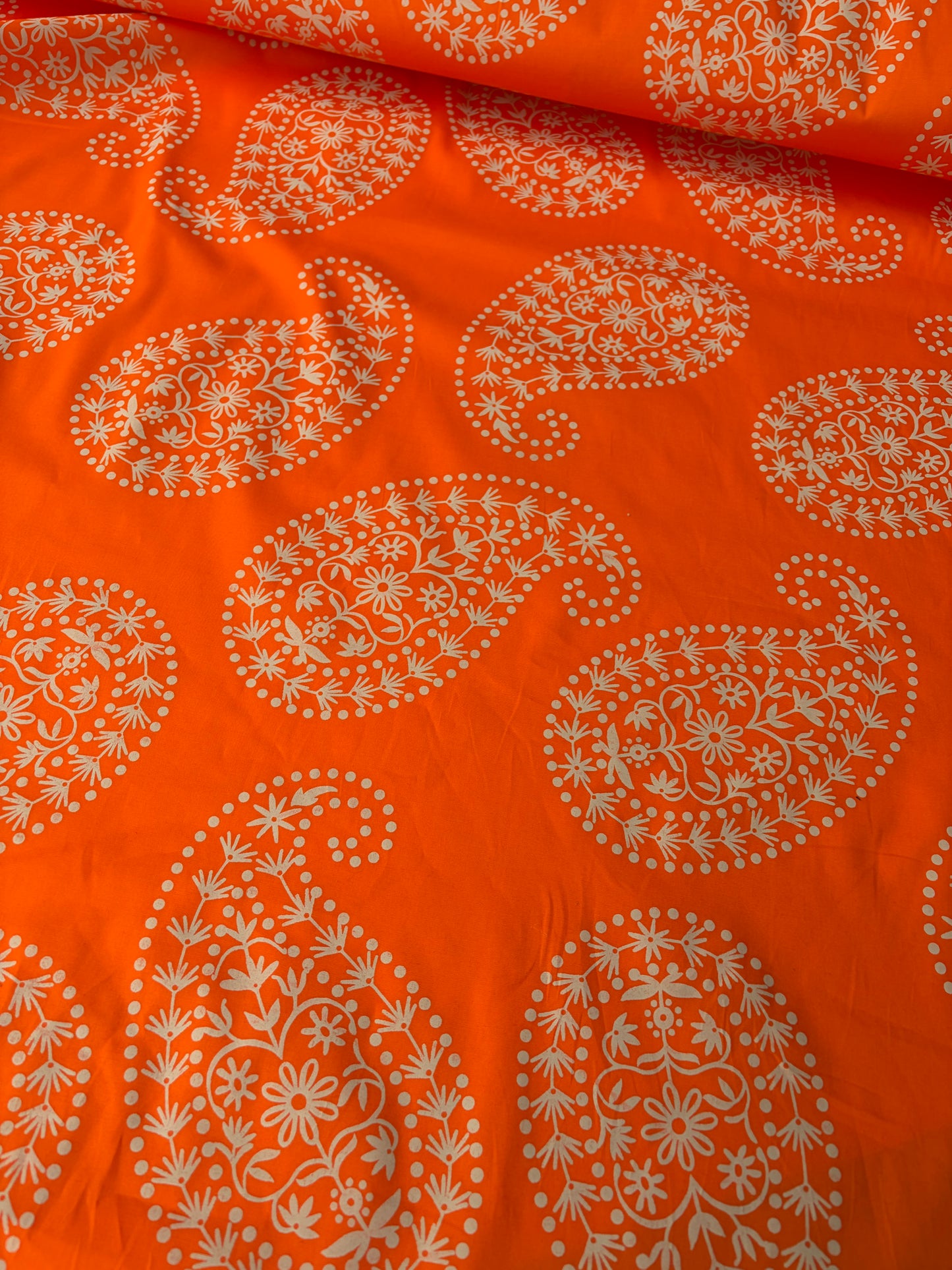 PCJUTTA 026 cotton poplin stretch orange cashemere print