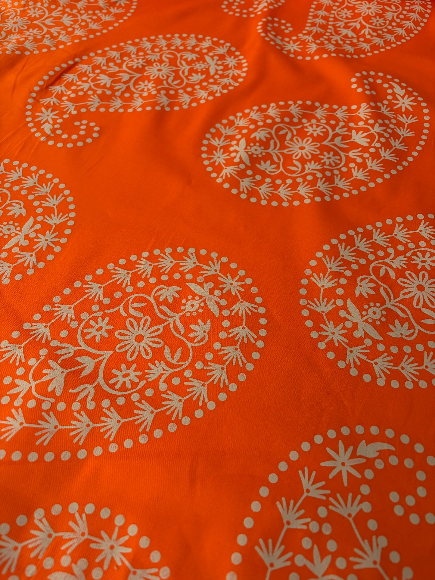 PCJUTTA 026 cotton poplin stretch orange cashemere print