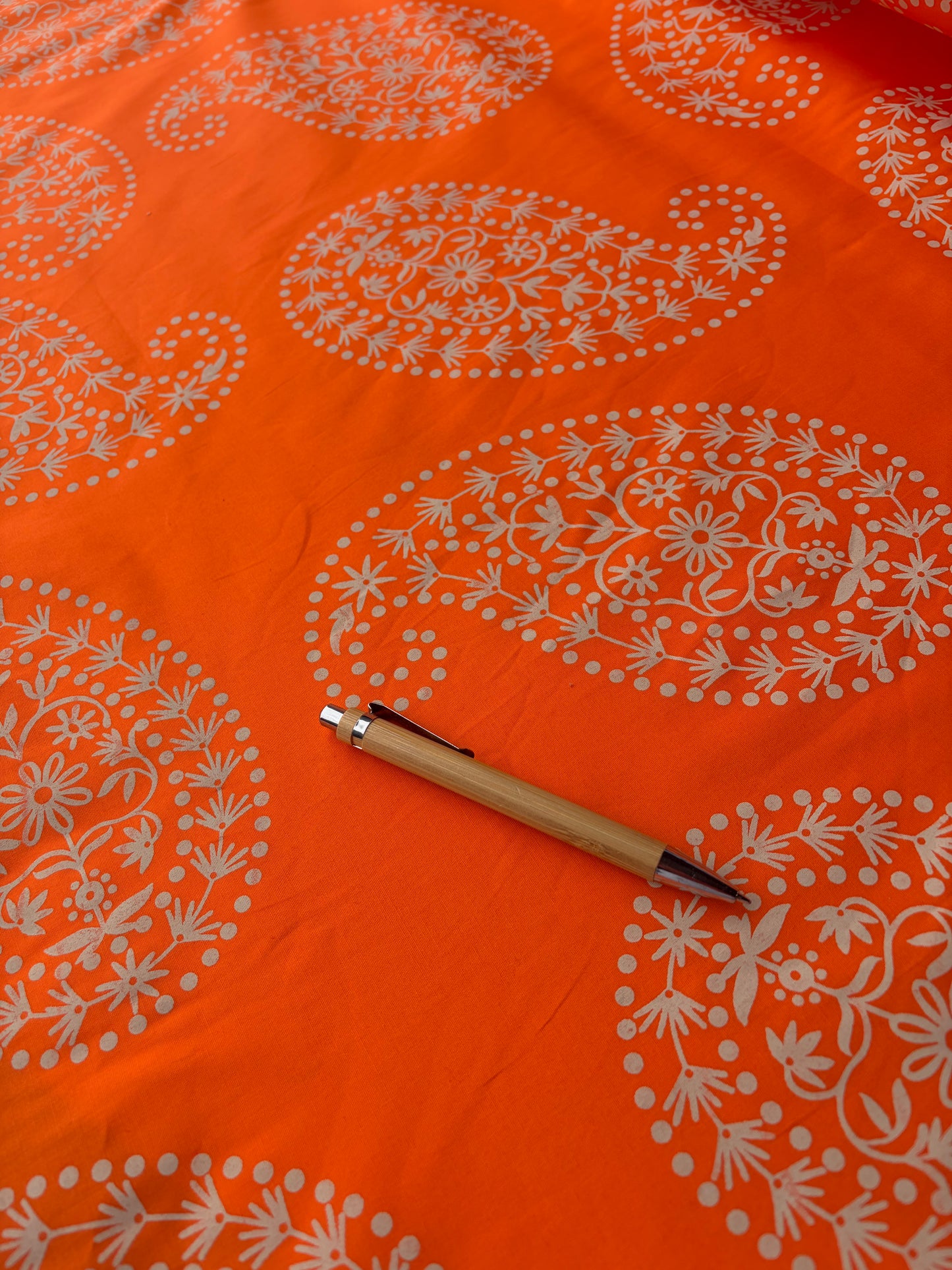 PCJUTTA 026 cotton poplin stretch orange cashemere print