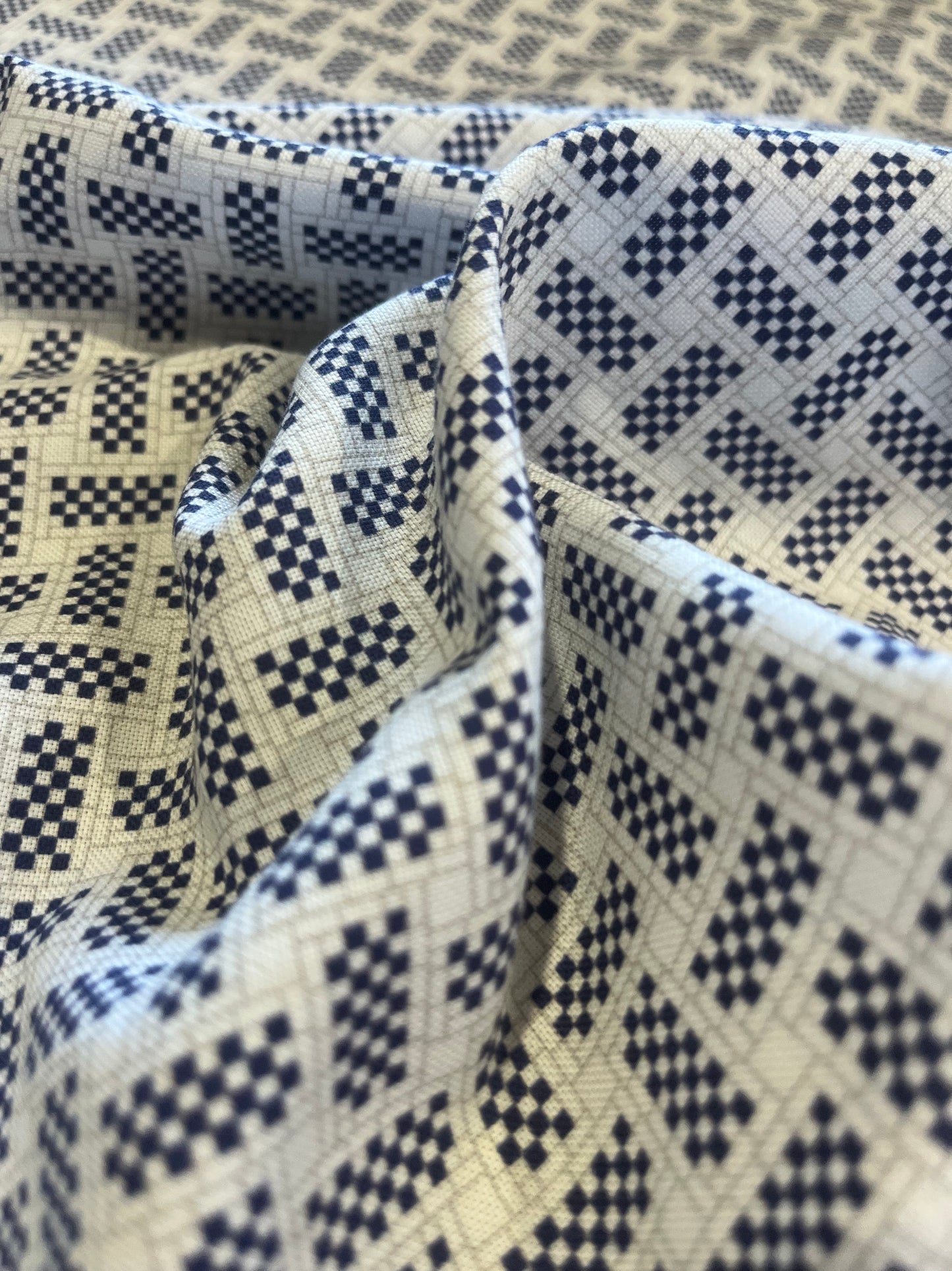 C02 CAN 1700 poplin with small design