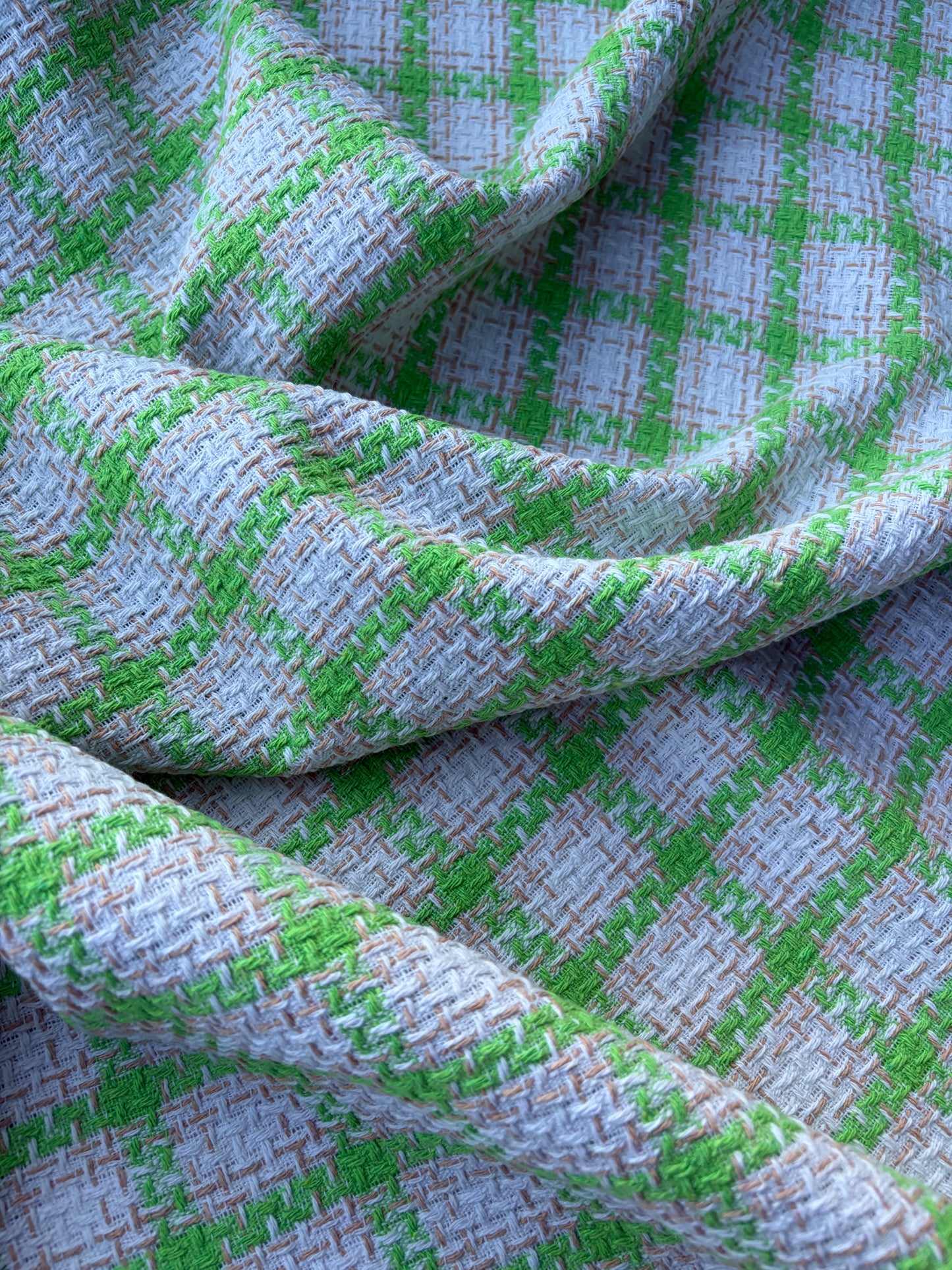 NED 012 white/green checkered cotton tweed