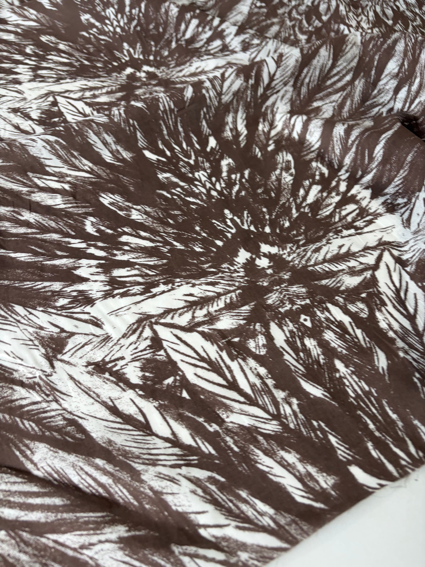 JUTTA 033 cotton voile brown/white feathers