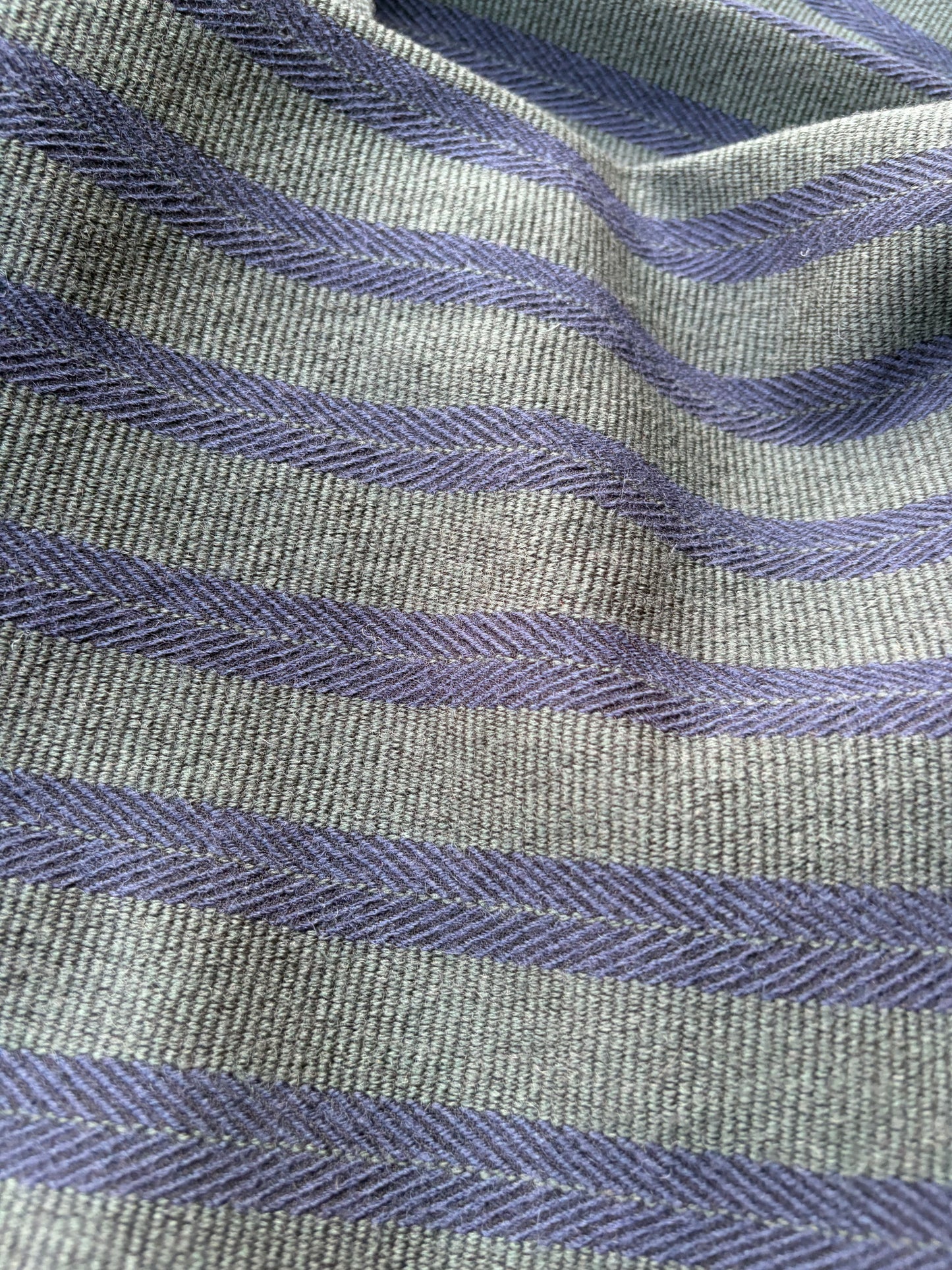 NED 017 green/navy striped woolen fabric
