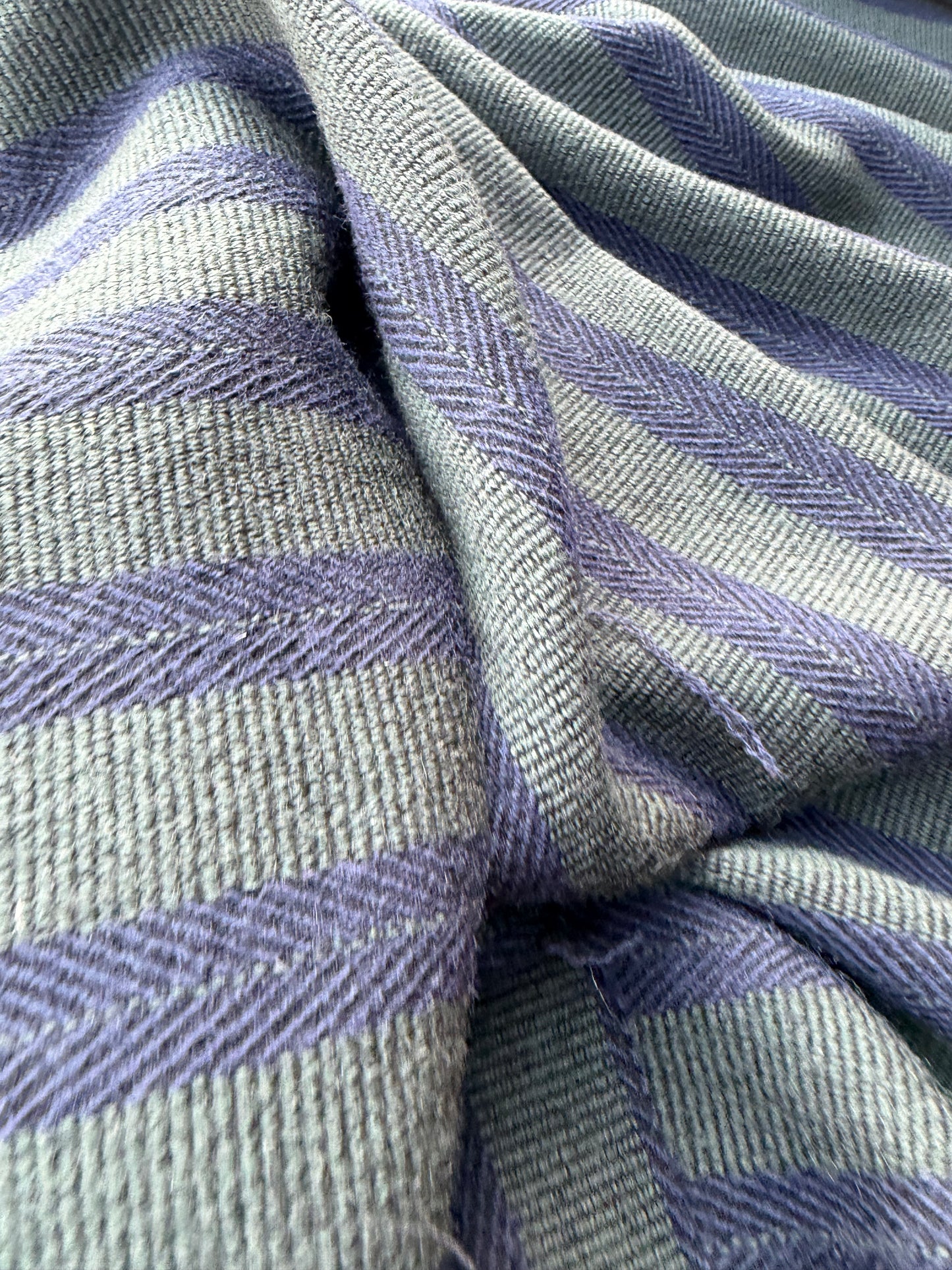 NED 017 green/navy striped woolen fabric