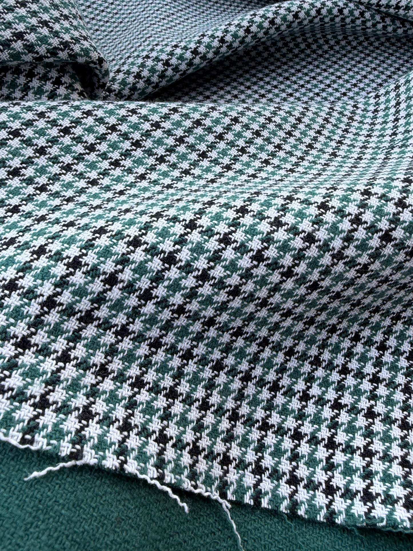 NED 019 green dogtooth heavy cotton double face
