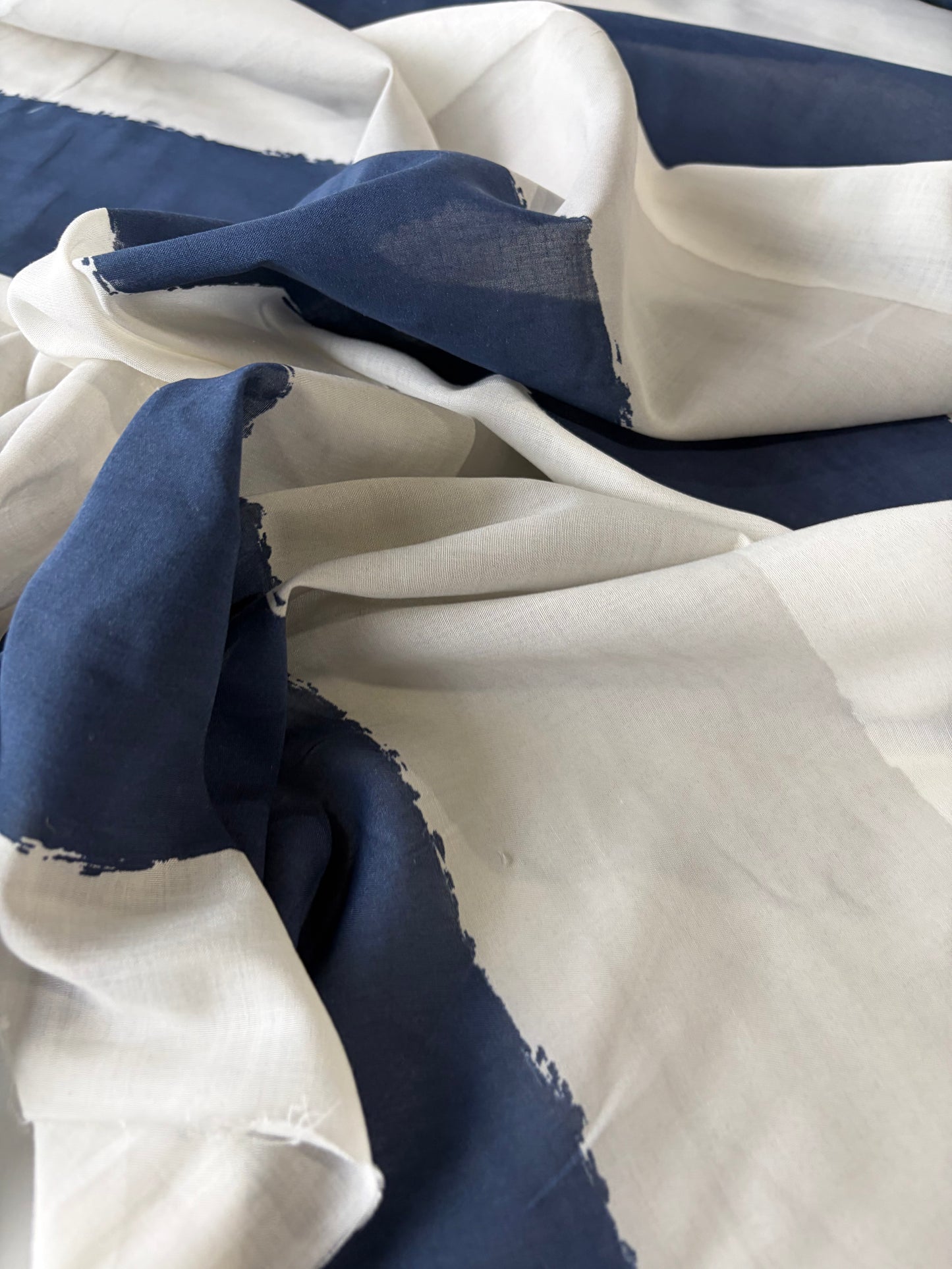 JUTTA 041 cotton voile horizontal painted stripes