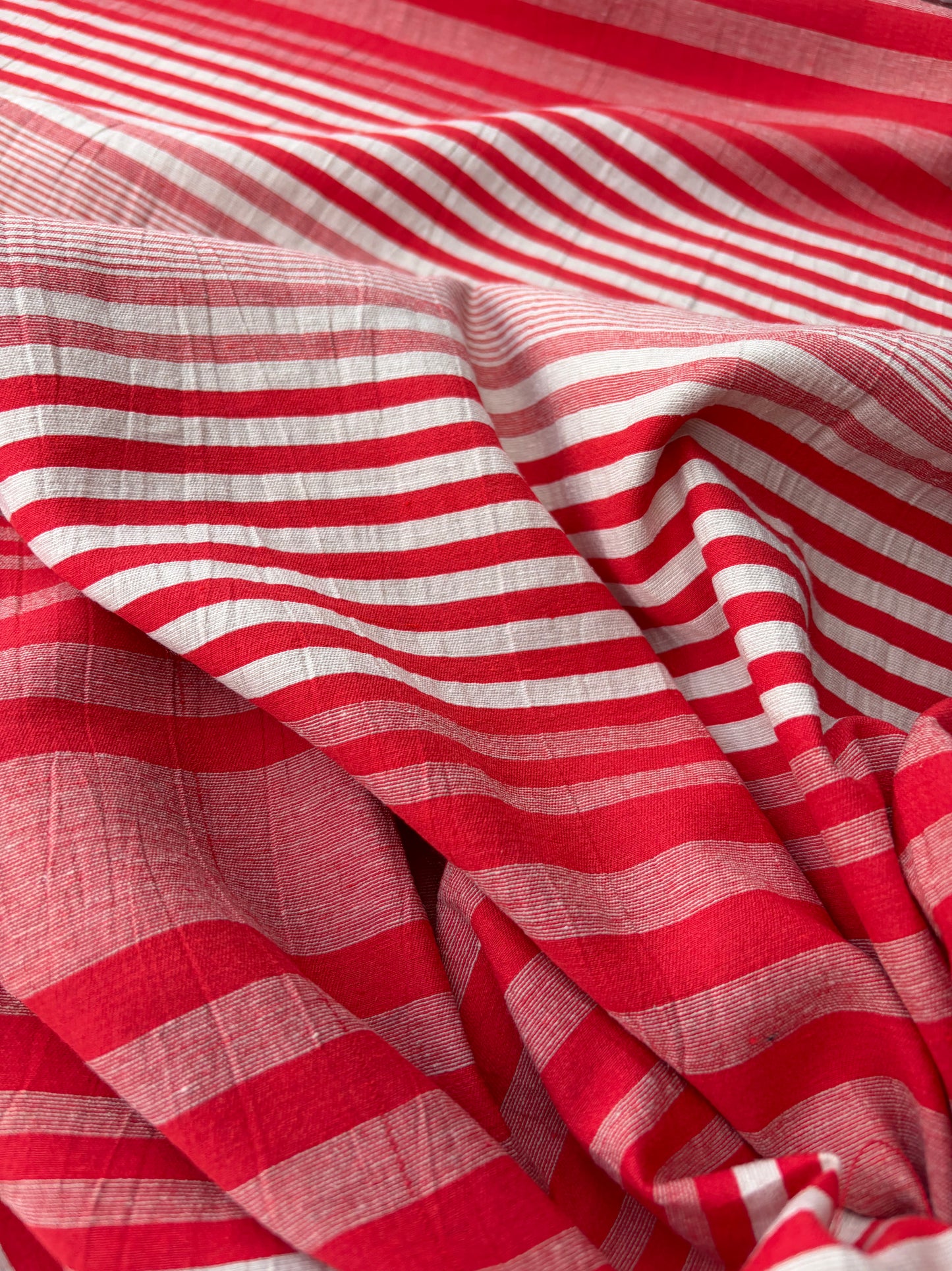 NED 023 red/ecru cotton irregular stripe