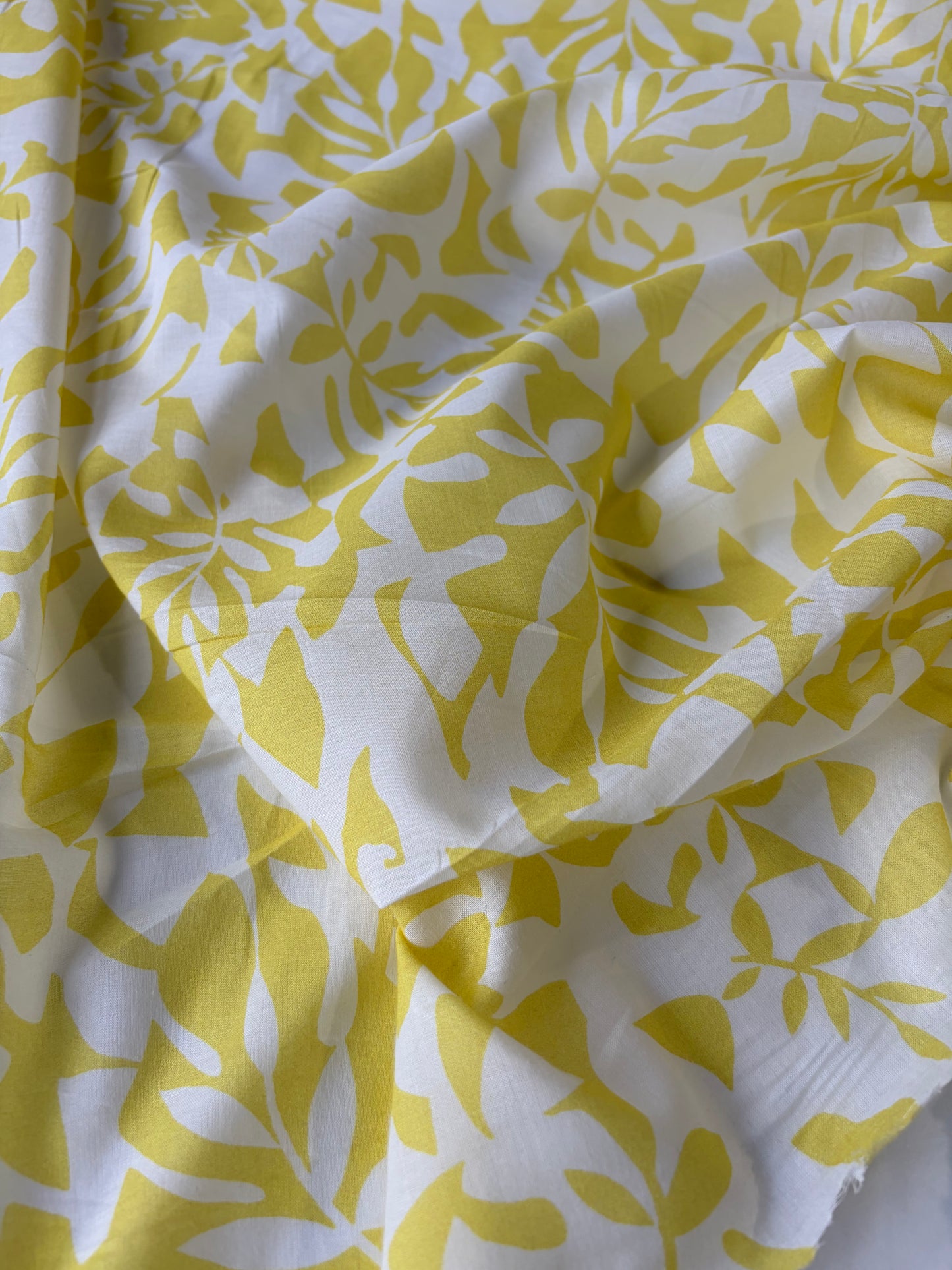 JUTTA 042 cotton voile white/yellow design