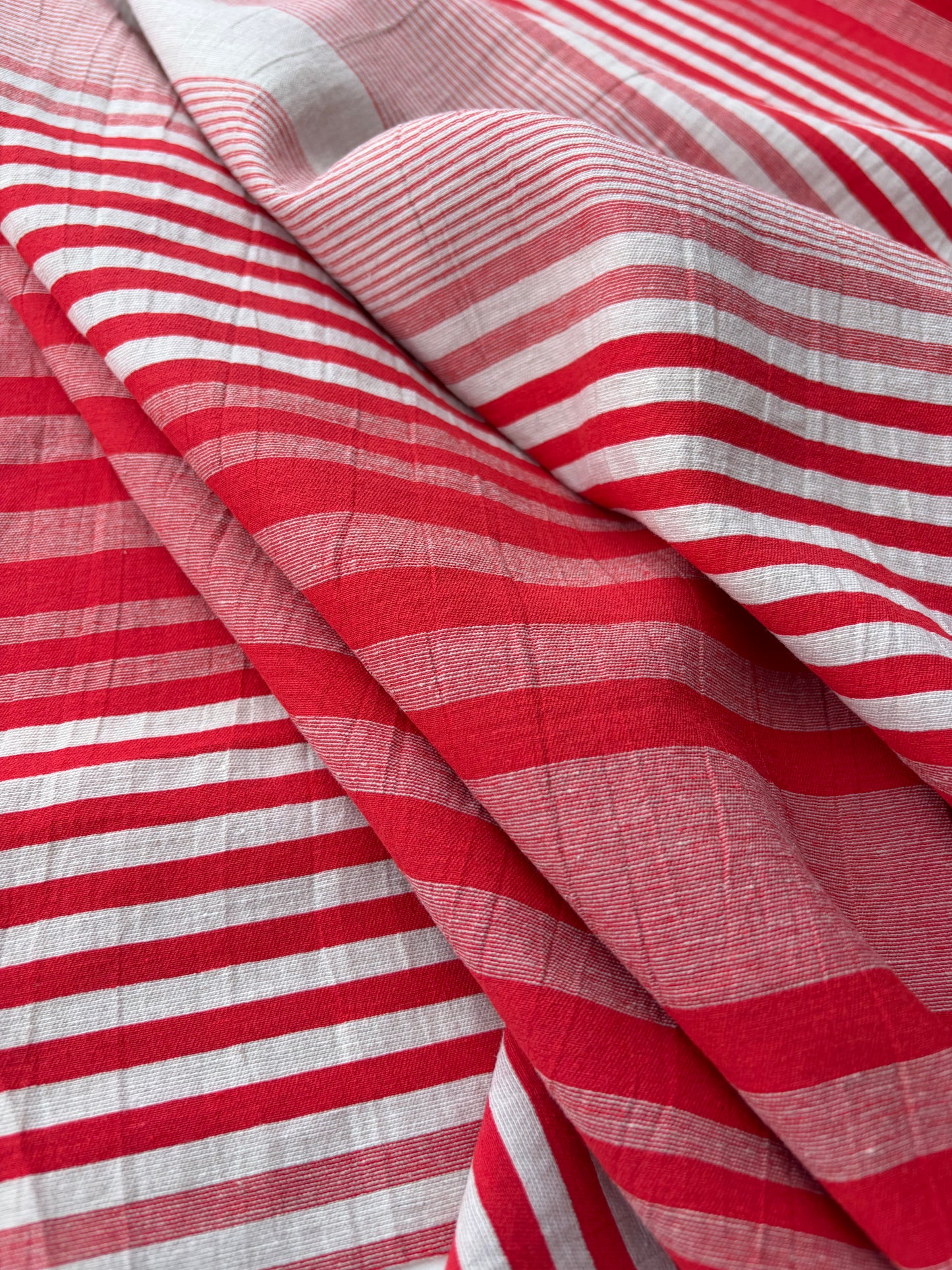 NED 023 red/ecru cotton irregular stripe