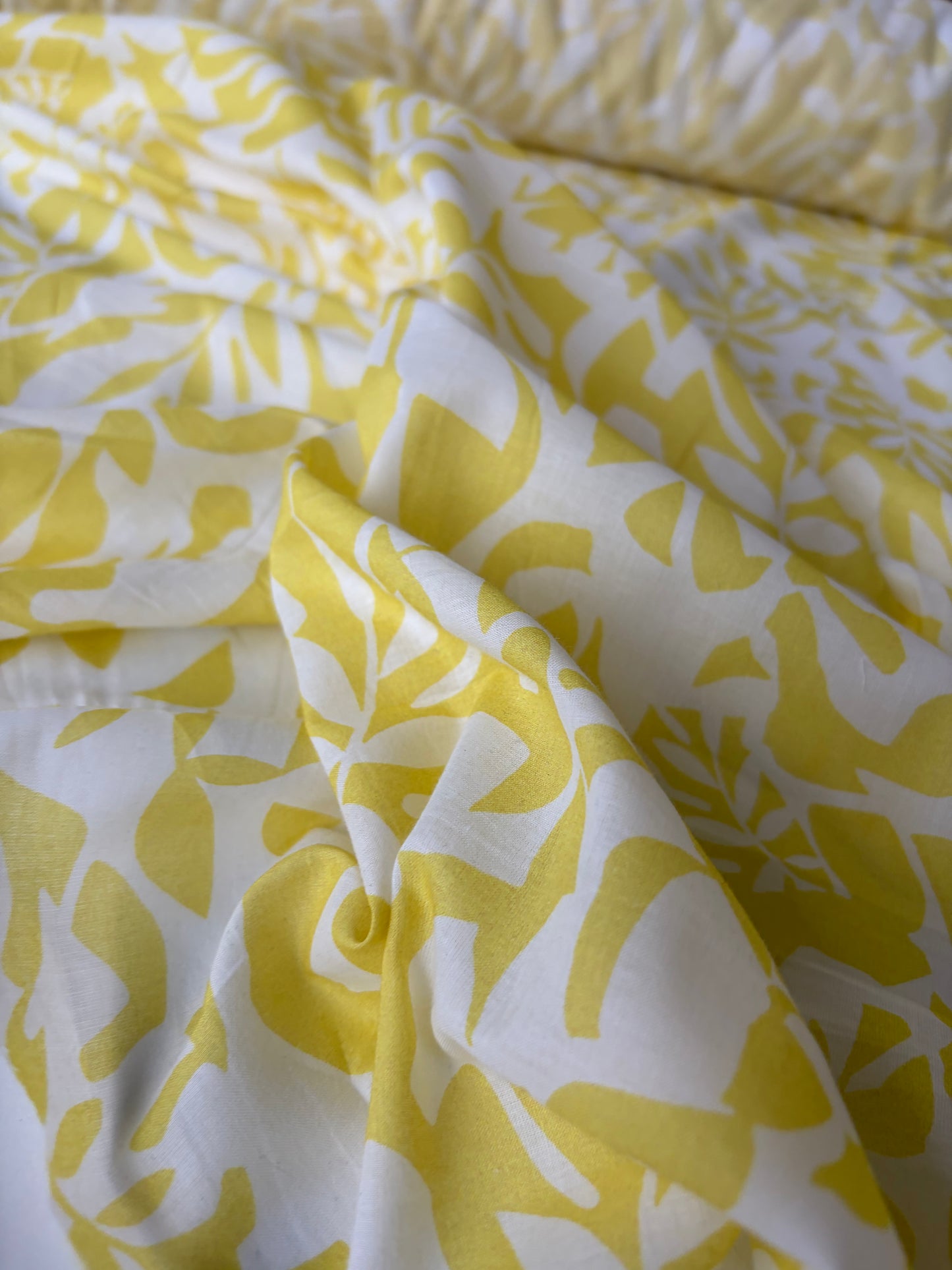 JUTTA 042 cotton voile white/yellow design