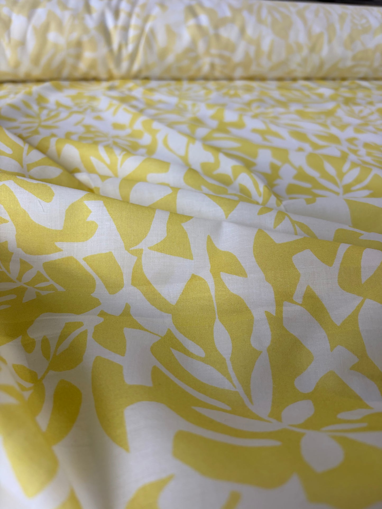 JUTTA 042 cotton voile white/yellow design