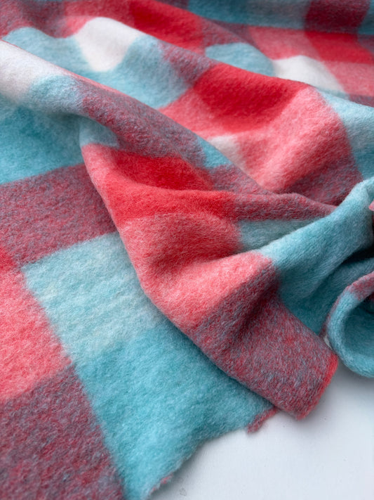 NED 026 soft pink/aqua checkered heavy boiled wool