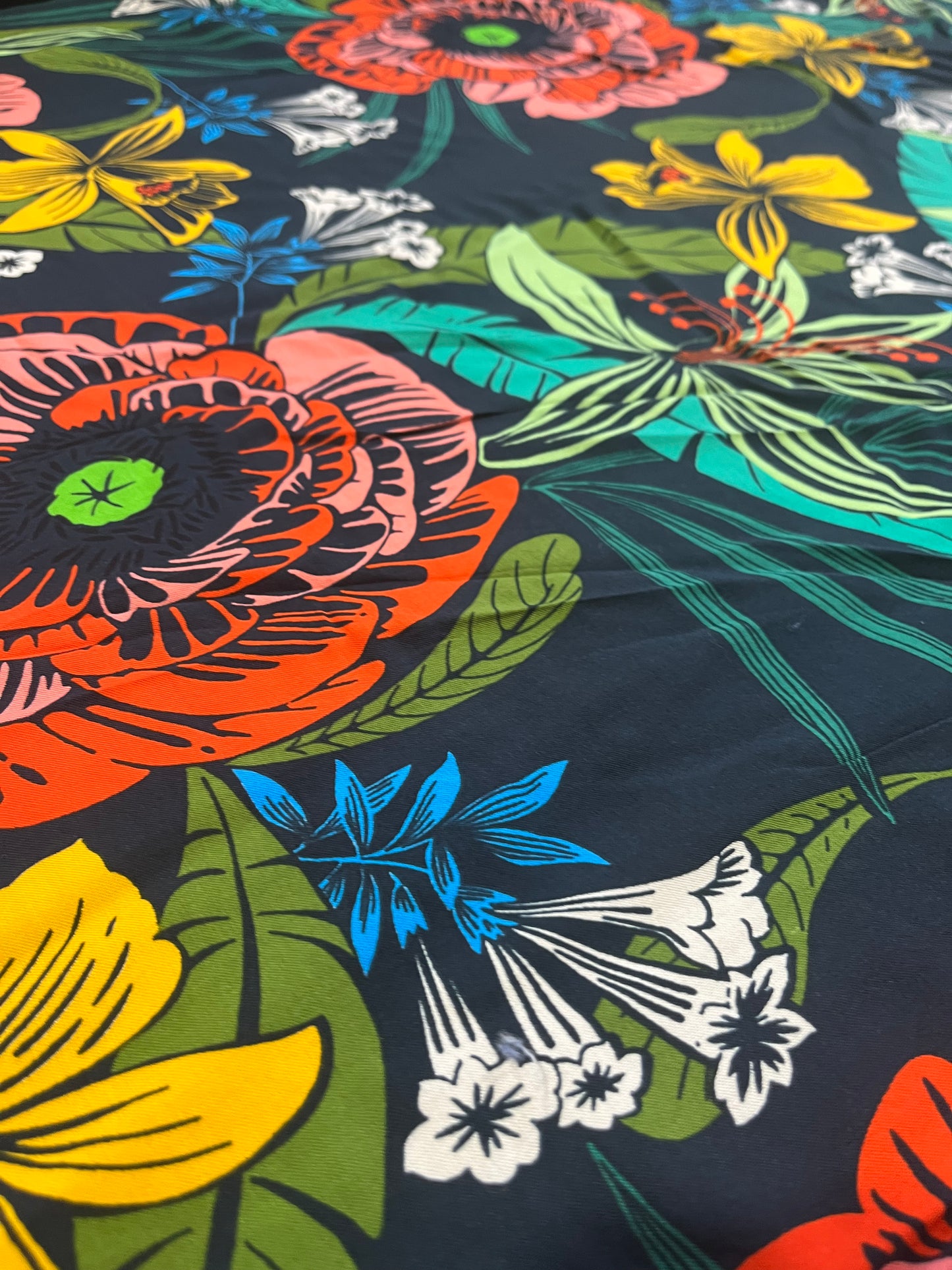 B01 CAN 1515 viscose flower explosion