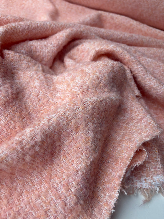 VINCE 009 wool tweed Chanel style soft pink